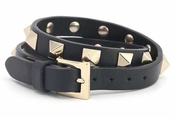 ヴァレンティノ ブレスレット ロックスタッズ ブラック - メルカリ