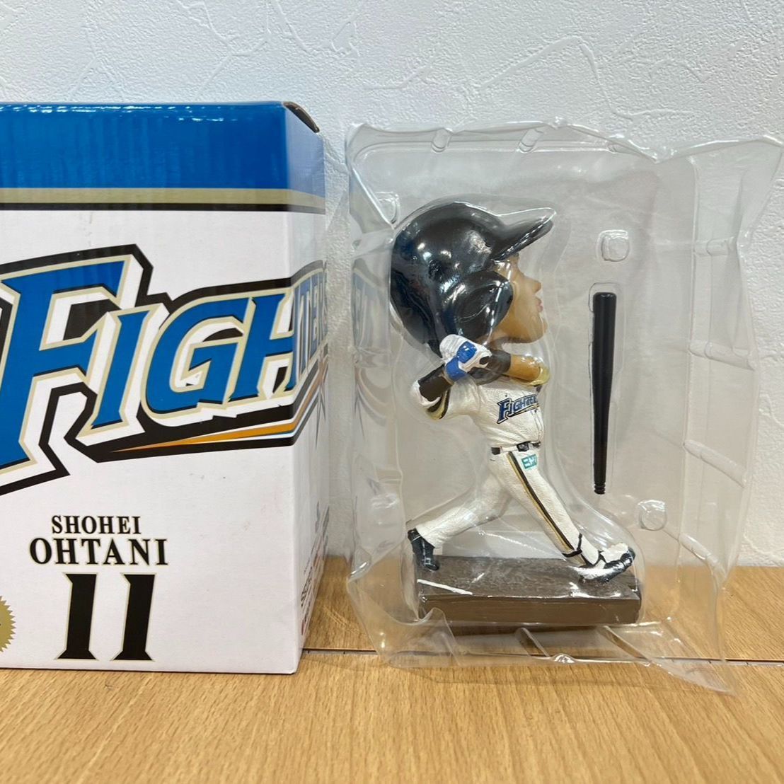 大谷翔平　ボブルヘッド　バッター　ファイターズ Amazon.co.jp: 大谷翔平 バッターボブルヘッド 日本ハム