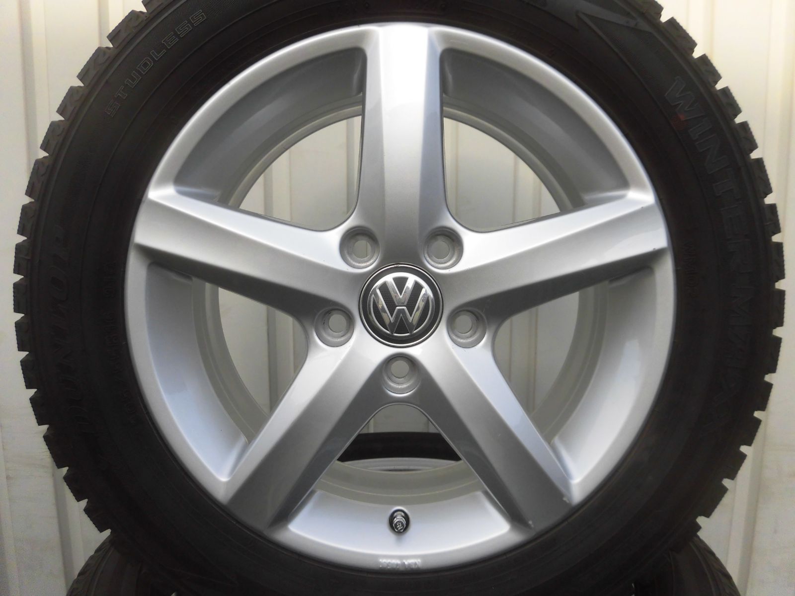 在庫処分スタッドレスセット】送料込み VW フォルクスワーゲン ゴルフ7