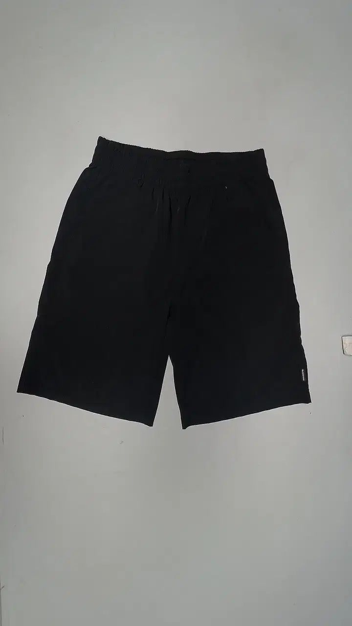 限定SALE，安い 9017 回 BLACK YAK(ブラックヤク) 夏 子供用 トレーニングウェア 半 ズボン 165 サイズ トレーナー