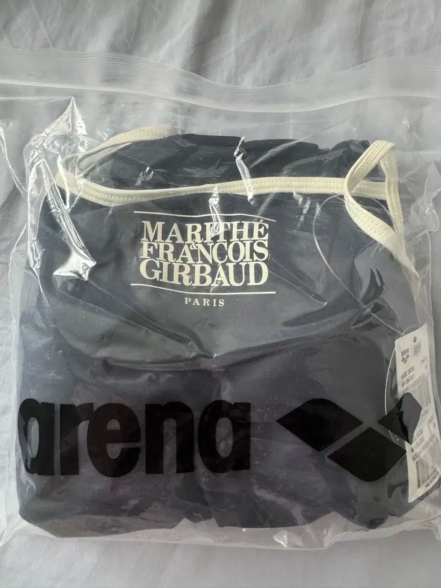 新製品 Arena アリーナ x Marithe Francois Girbaud マリテフランソワジルボー 水着