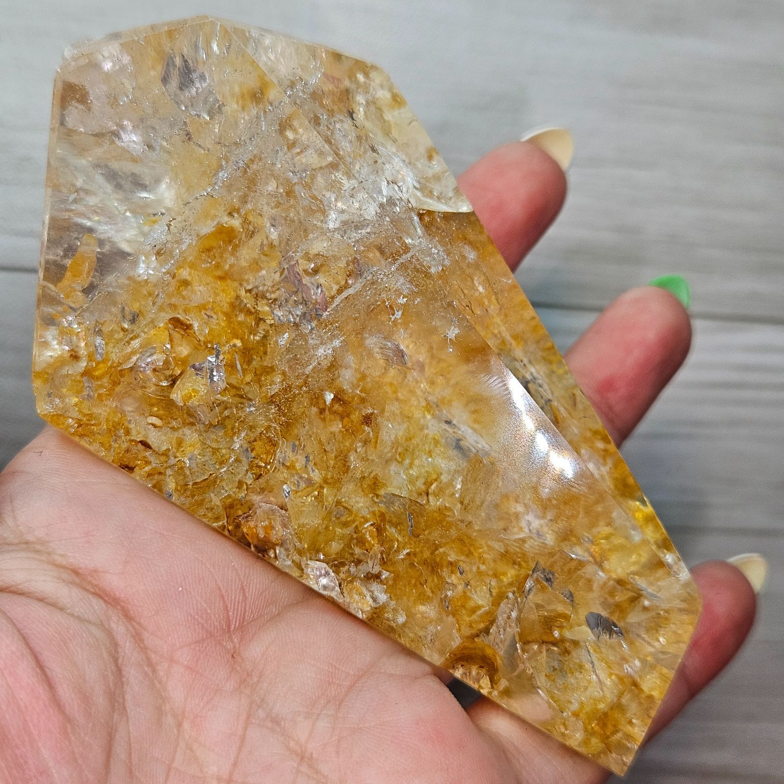 透明度◎虹入り🌈ライモナイトインクォーツ✨ゴールデンヒーラー