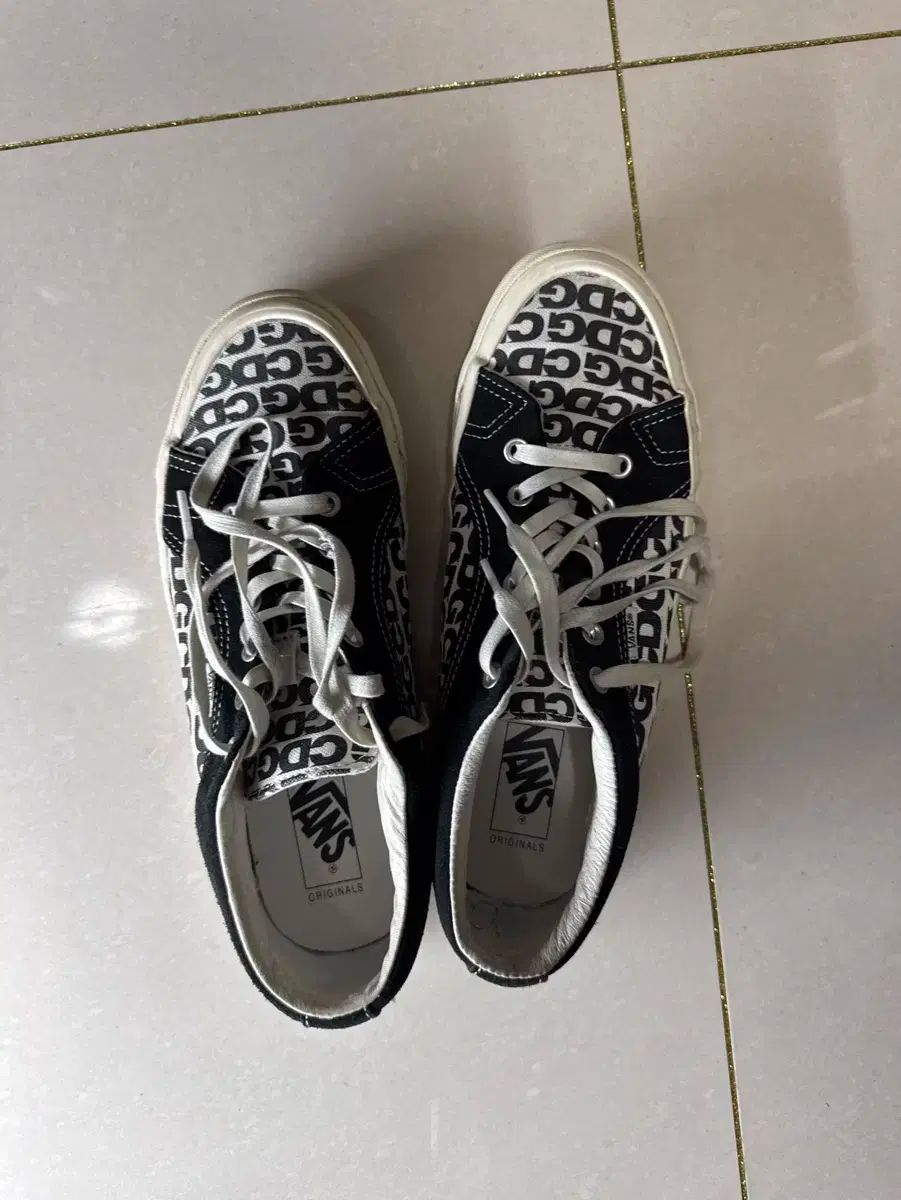 ボルト x CDG ランピン