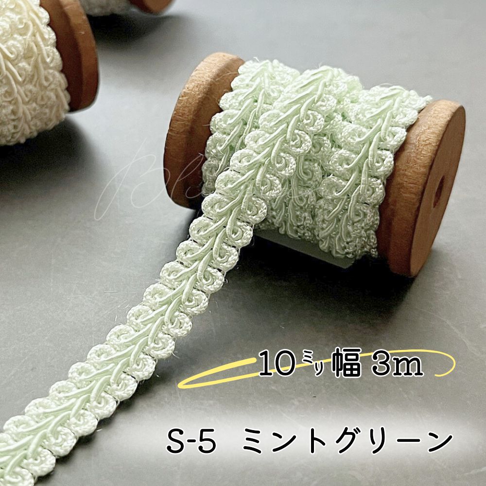 NEW❣️CHANELリボン1ロール50m＆カメリア5個❣️ブティックXmas NEW❣️CHANELリボン1ロール50m＆カメリア5個❣️ブティックXmas