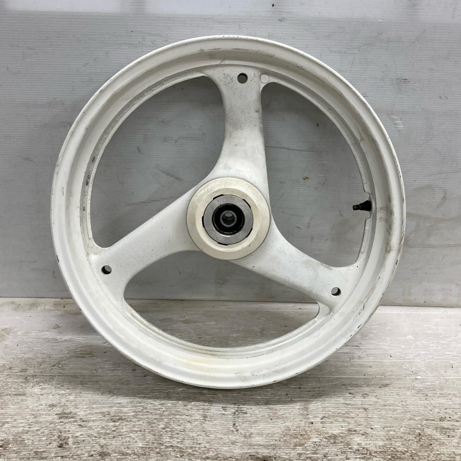 SUZUKI バンディット250 GJ74A フロントホイール スズキ 【公式通販】