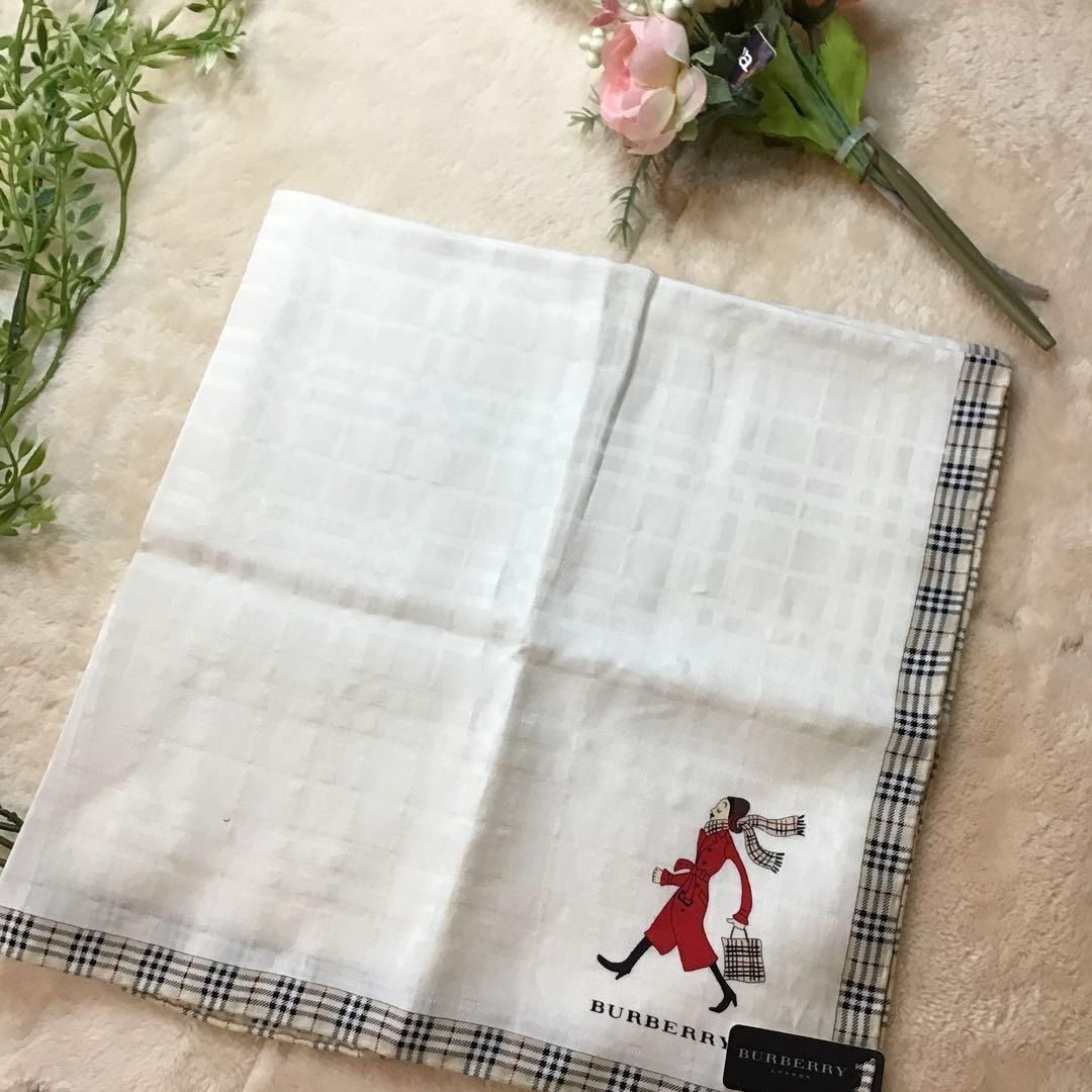 バーバリー BURBERRY ハンカチ シルク混 スカーフ ノバチェック 赤い
