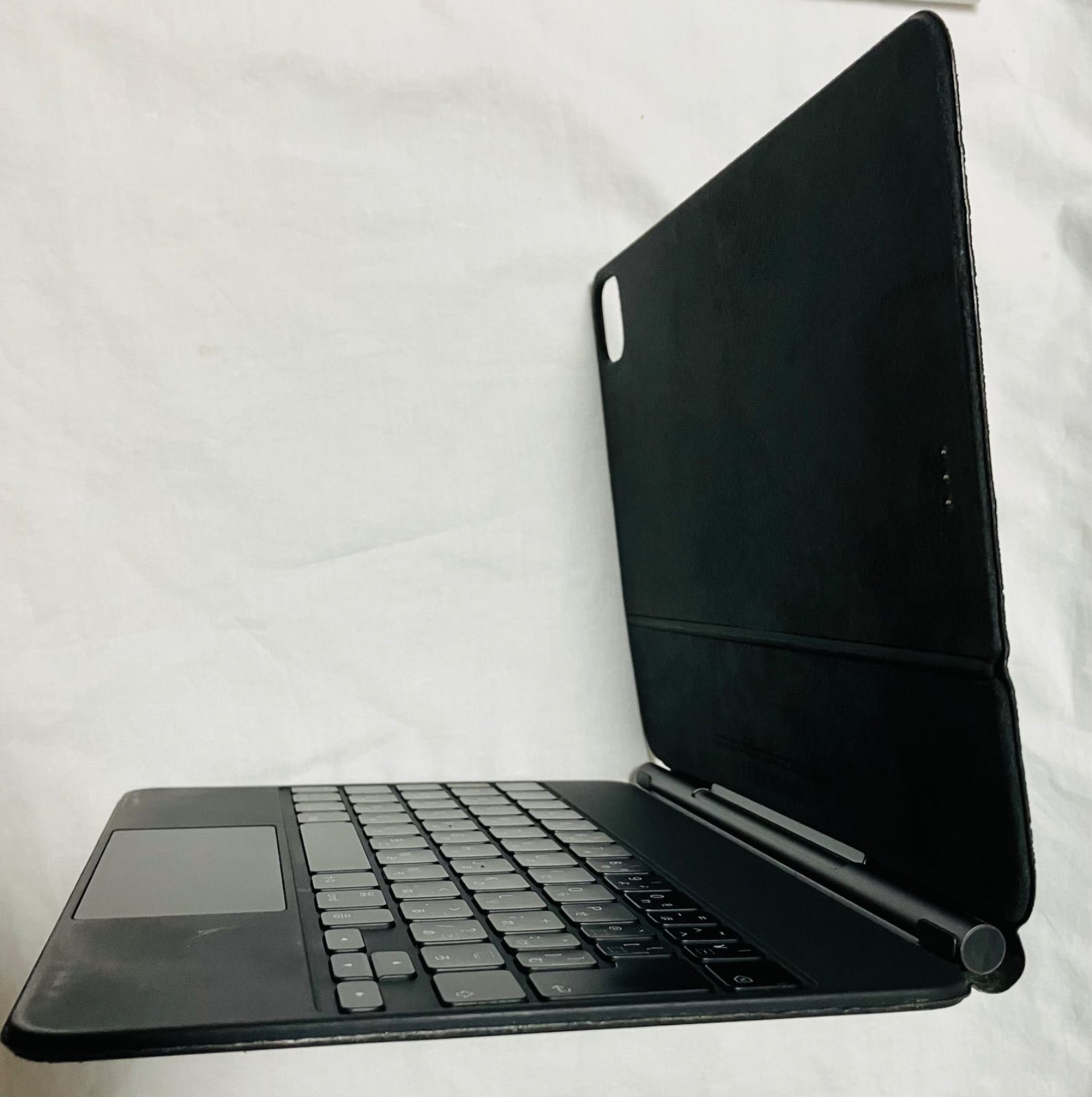 iPad Magic Keyboard MXQT2J/A マジックキーボード 黒 Apple Magic Keyboard MXQT2J/Aをレビュー！クチコミ・評判をも