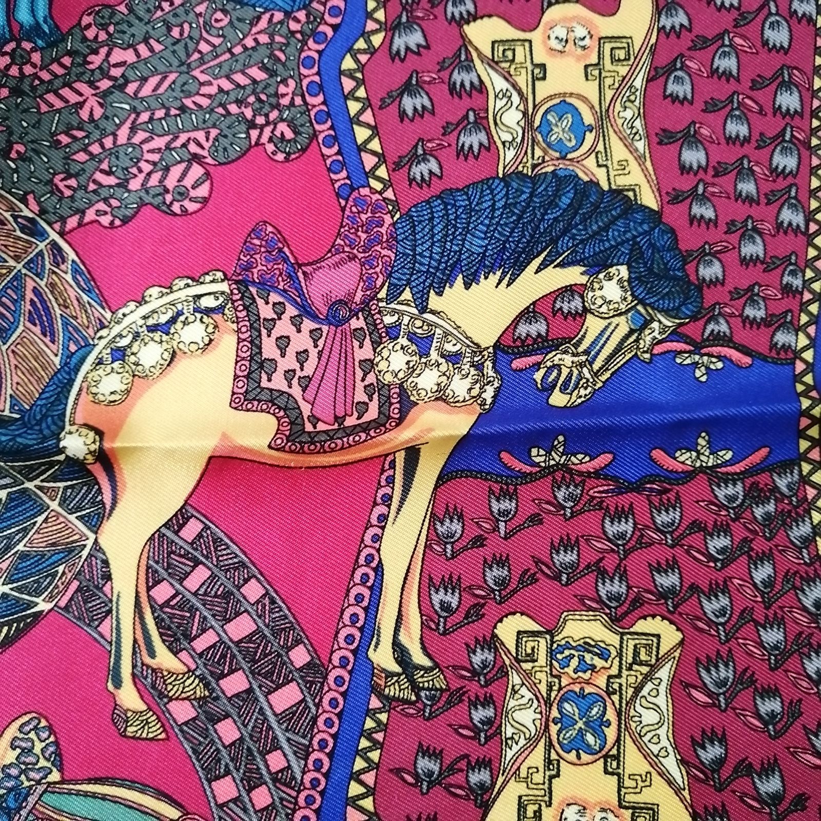 【美品】HERMES エルメス カレ 45 プチカレ ステップ美術 美品 エルメス HERMES カレ45 プチカレ スカーフ ステップ美術 ART des