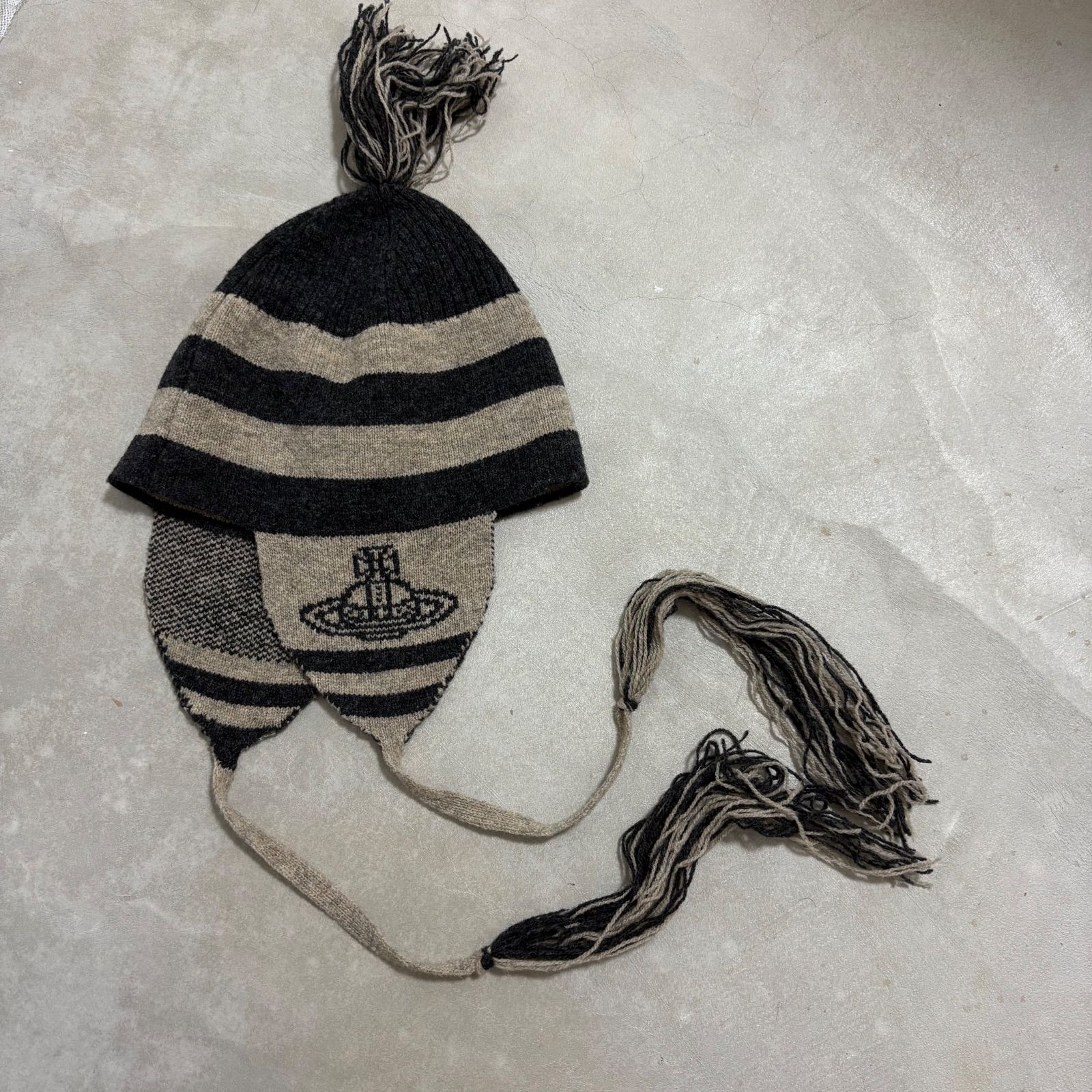 VivienneWestwood ORBフラップ付きワッチ ニット帽 ヴィヴィアンウエストウッド オーブロゴ