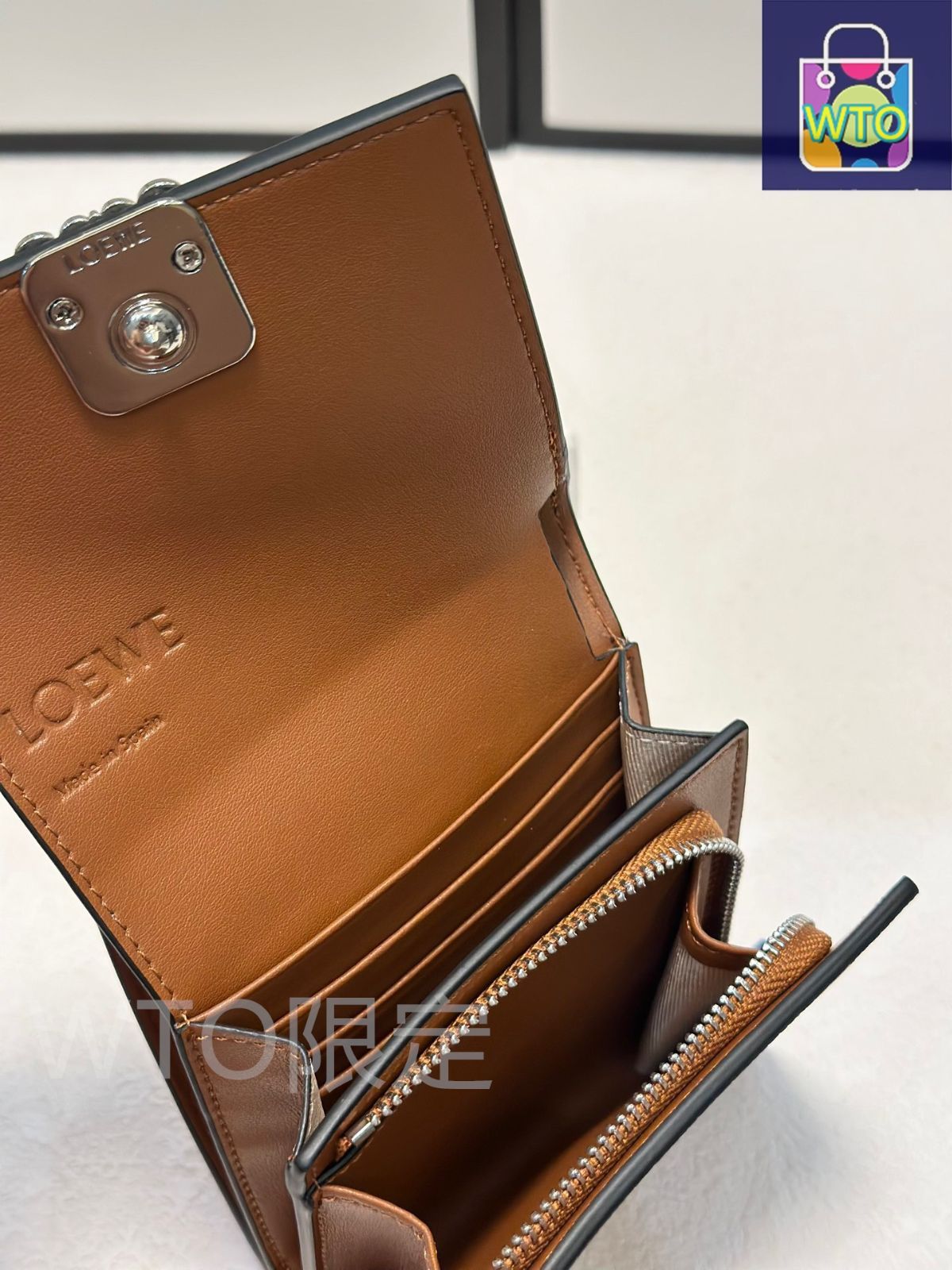 【美品】ロエベ　財布 カラーバリエーション豊富♪】ロエベ ミニ財布 (LOEWE