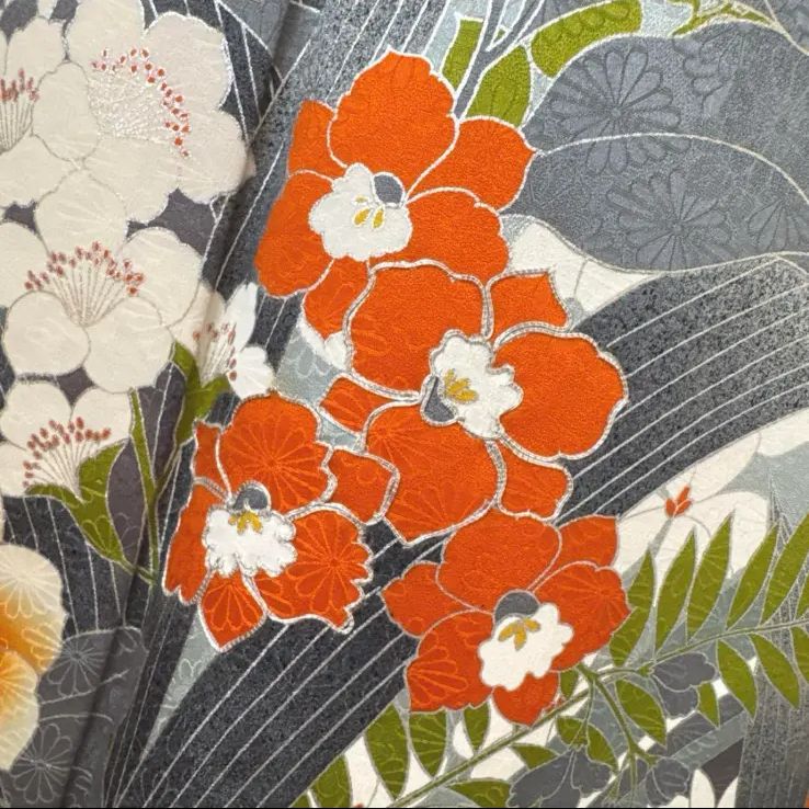 豪華振袖フルセット(7点)・古典柄・銀駒刺繍・薔薇・牡丹・花菱