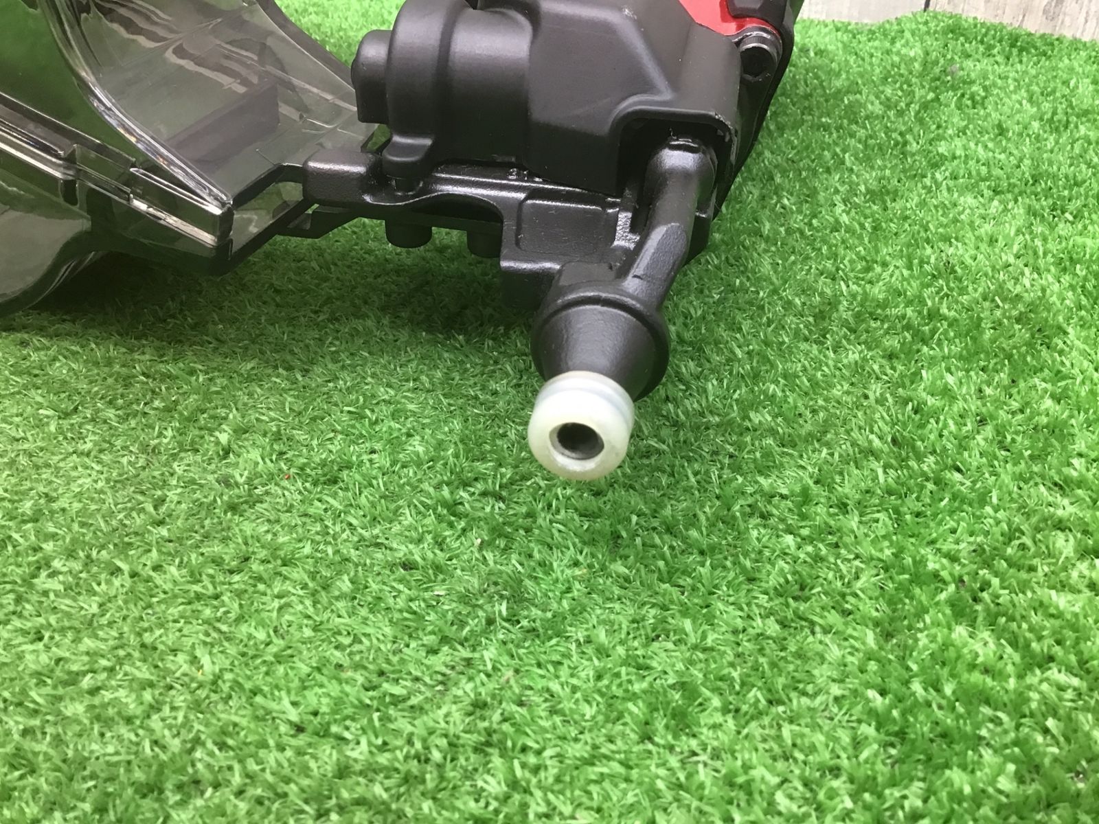 高圧エア釘打ち機