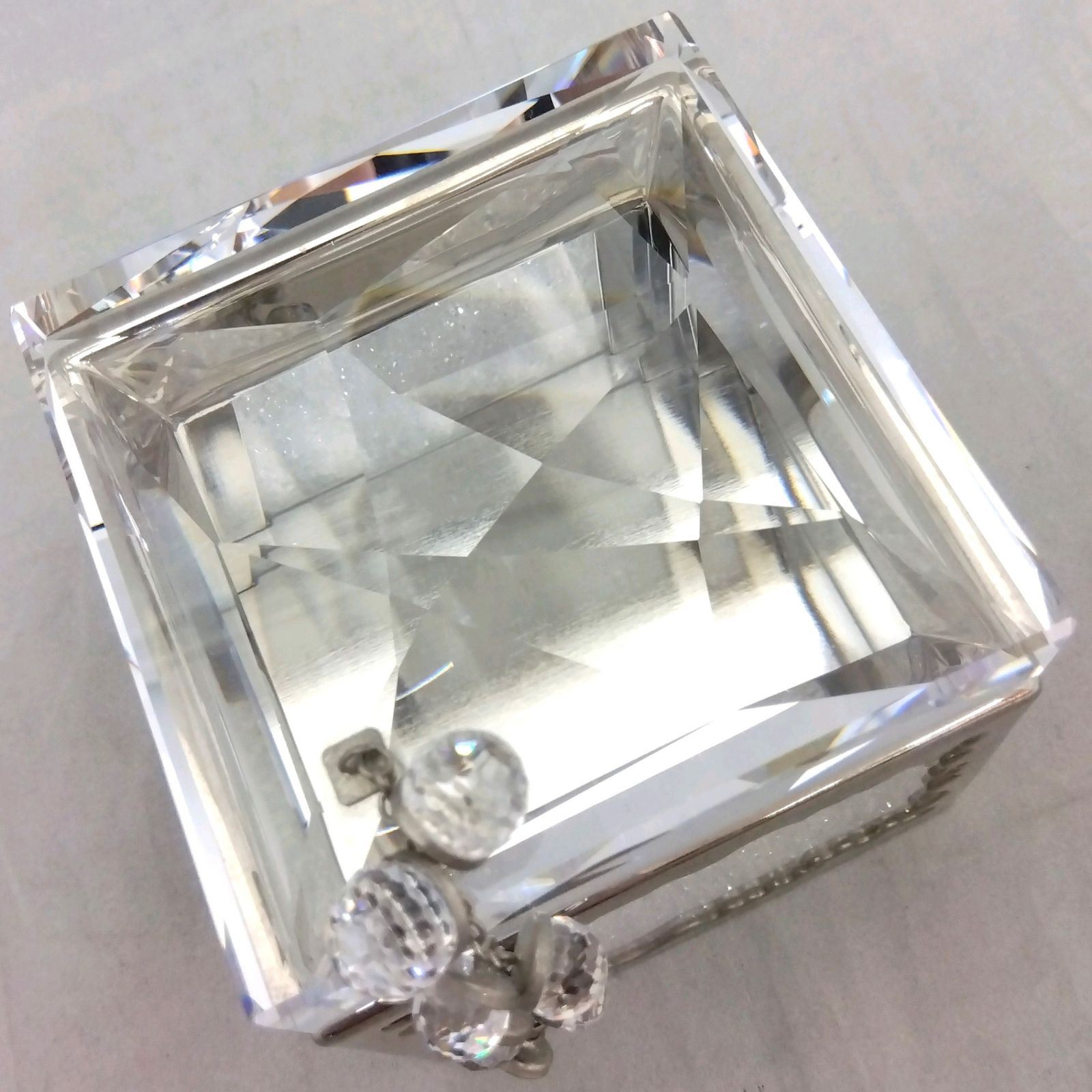 SWAROVSKI 小物入れトレジャーボックス