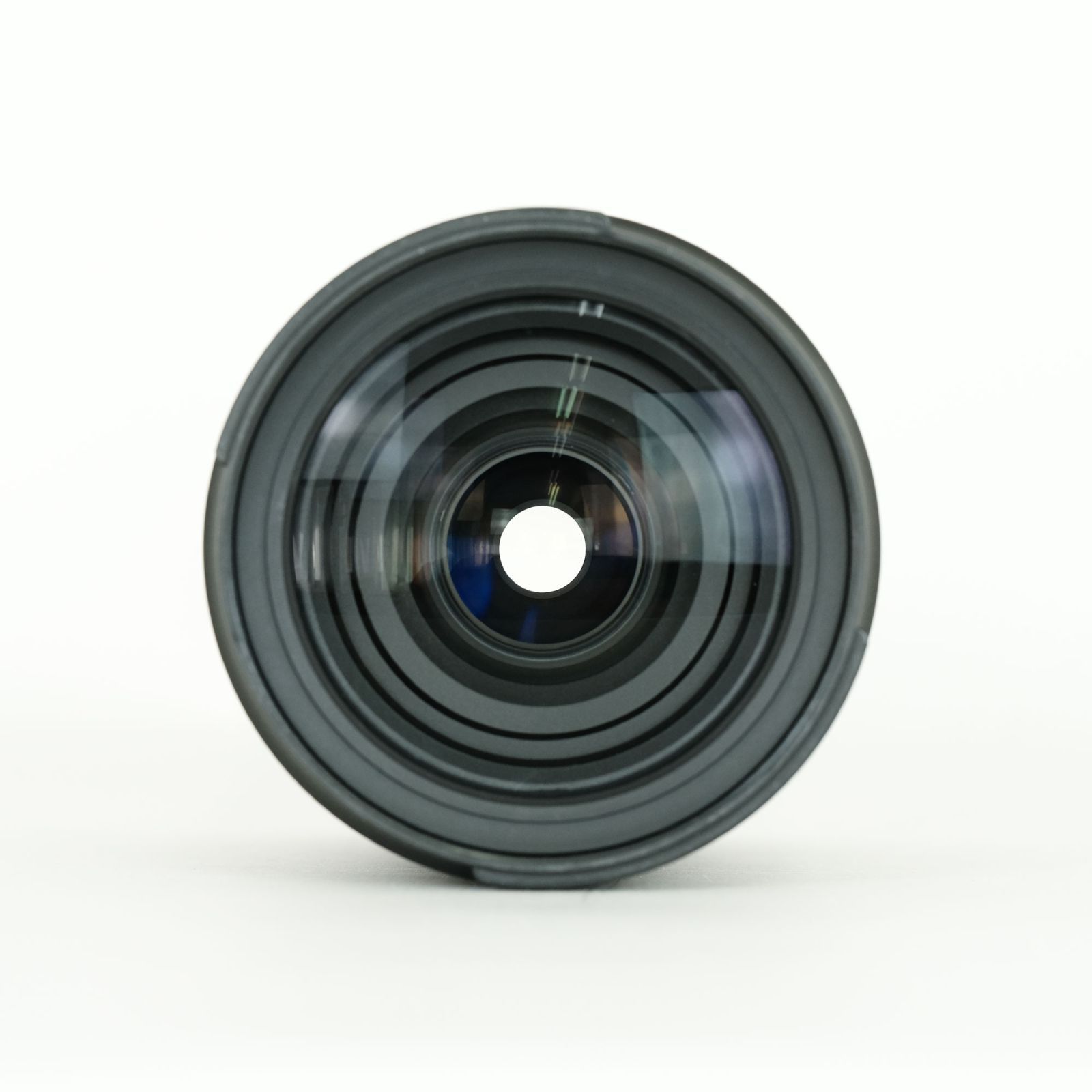 【美品中古】TAMRON28-200mmF/2.8-5.6 Di III RXD 良品] TAMRON 28-200mm F/2.8-5.6 Di III RXD (Model A071) [ソニーE用