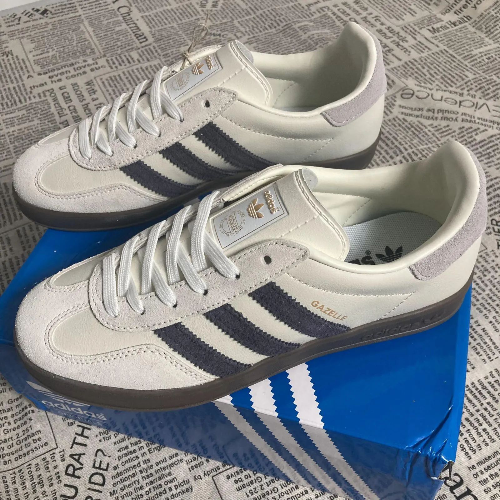 新品 アディダス GAZELLE INDOOR FOR EMMI (adidas gazelle indoor emmi) IH8548 男女兼用 スニーカー