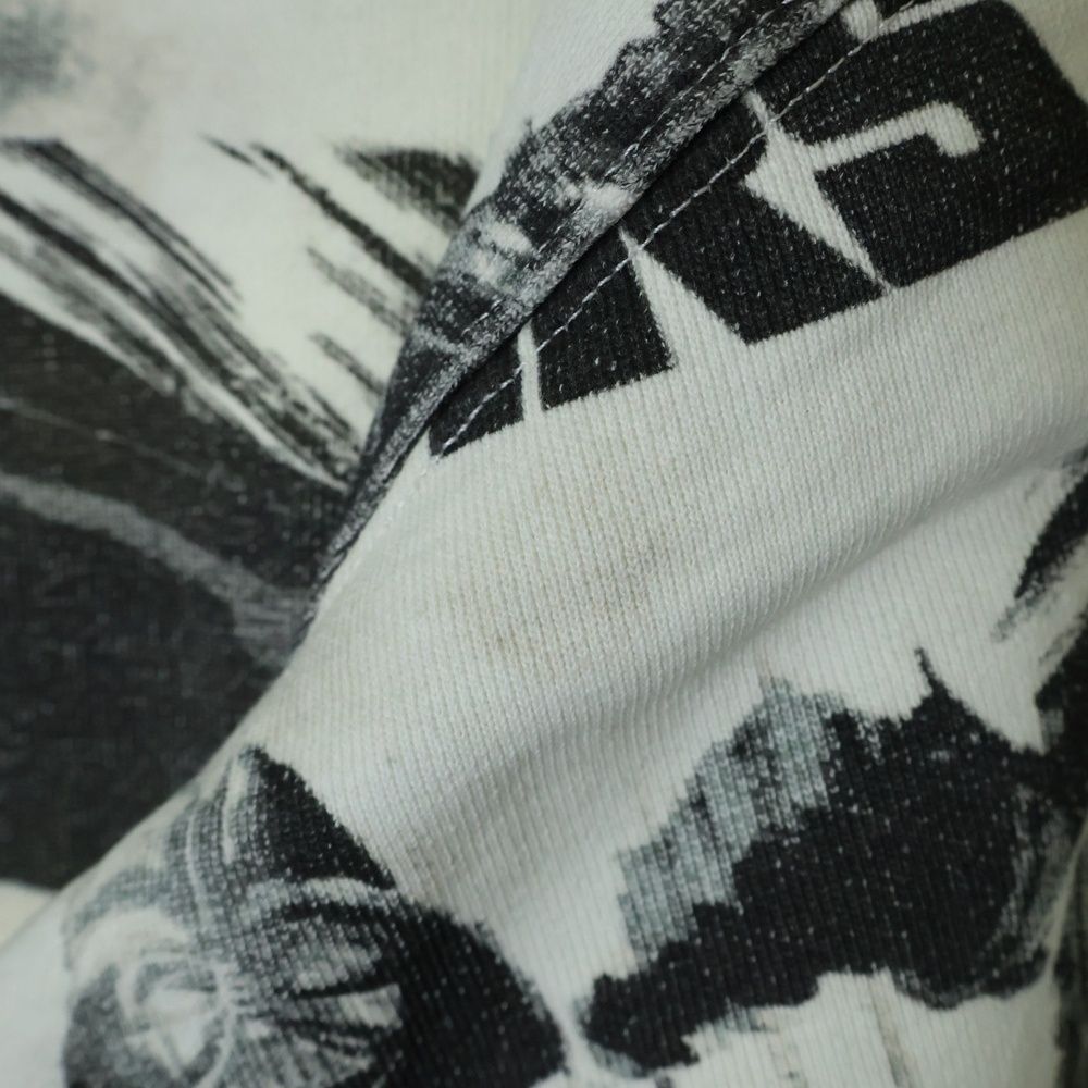 KITH (キス) 23SS ×STAR WARS DARTH VADER ILLUSTRATION HOODIE