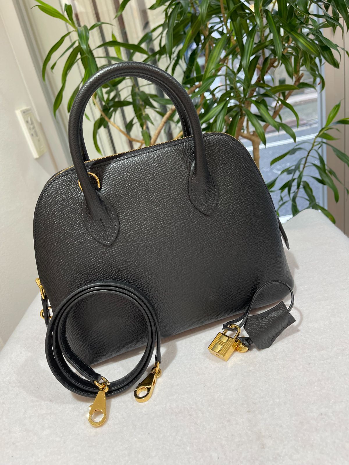 【新品】【未使用品】HERMES エルメス ボリード 1923 25 ヴォーエプソン ブラック ゴールド金具 W刻印 ハンドバッグ ショルダーバッグ 2WAYバッグ レディース 女性用 本革 レザー 黒 カーフ ブランド 希少 レア プレゼント ギフト バック