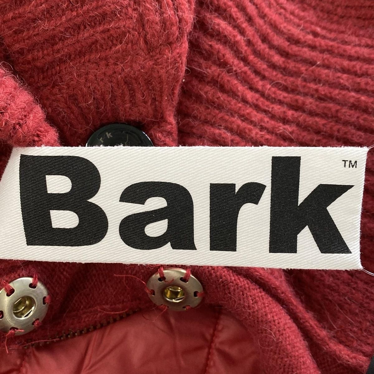 Bark 赤 レッド　フード付きダッフルコート　サイズM パーク　暖かいコート Bark 赤 レッド フード付きダッフルコート サイズM パーク 暖かいコート