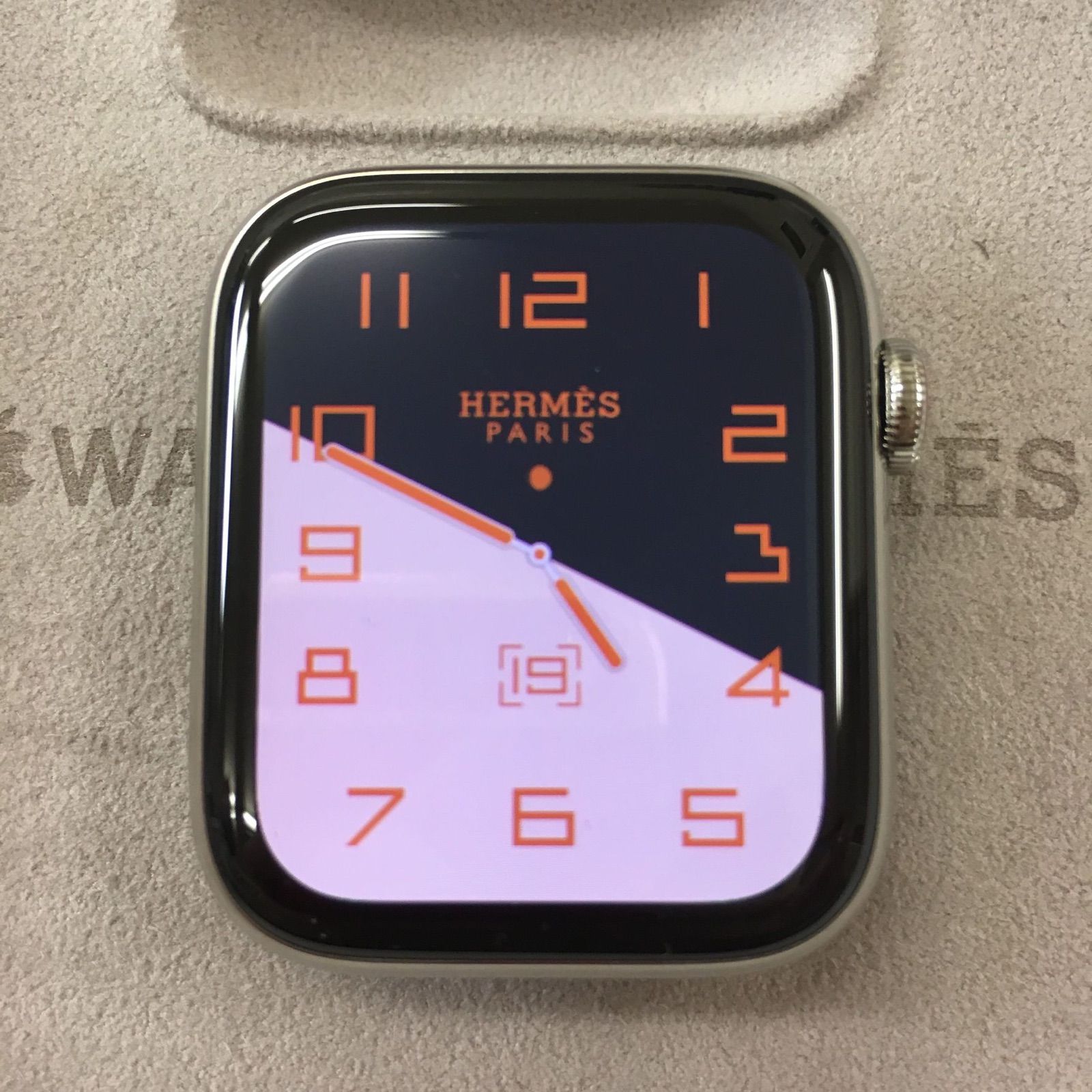 44mm