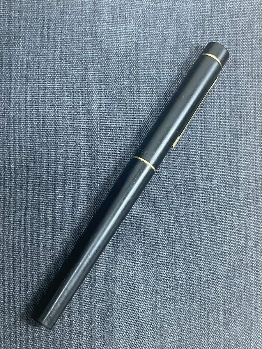 シェーファー 万年筆 タガ 1003 マット ブラック 14K M닙
