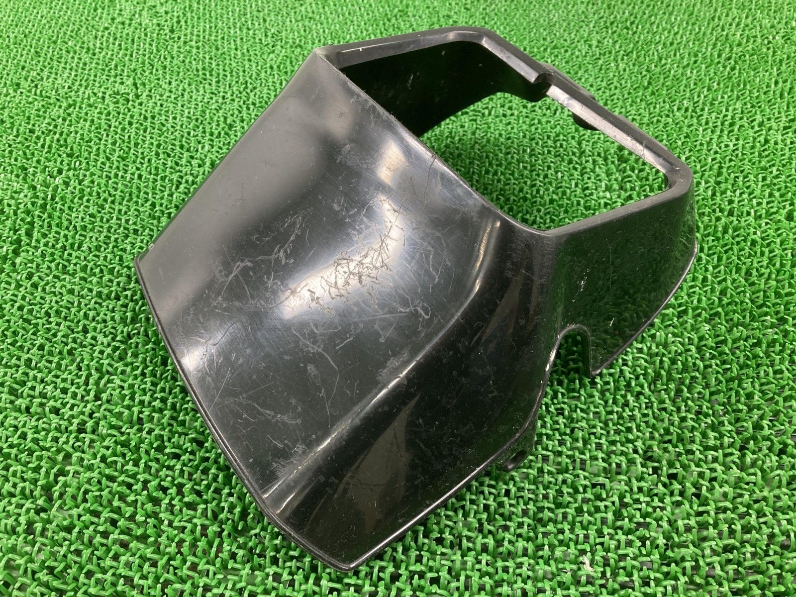 TW200 ライトカウル 黒 ヤマハ 純正 バイク 部品 2JL ビキニカウル 割れ欠け無し 品薄 希少品 車検 Genuine 【中古】 29 TW200 ライトカウル 黒 ヤマハ 純正 バイク 部品 2JL ビキニカウル