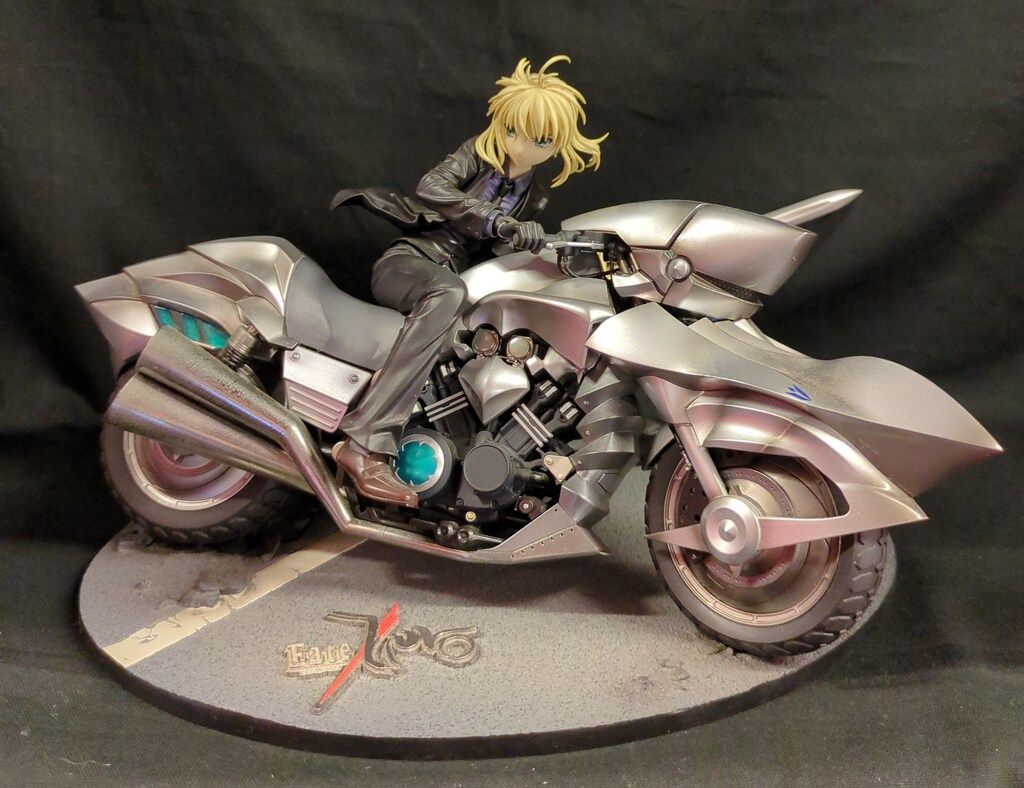 GOOD SMILE COMPANY - Fate zero セイバー　キュイラッシェ　フィギュア セイバー＆セイバー・モータード・キュイラッシェ