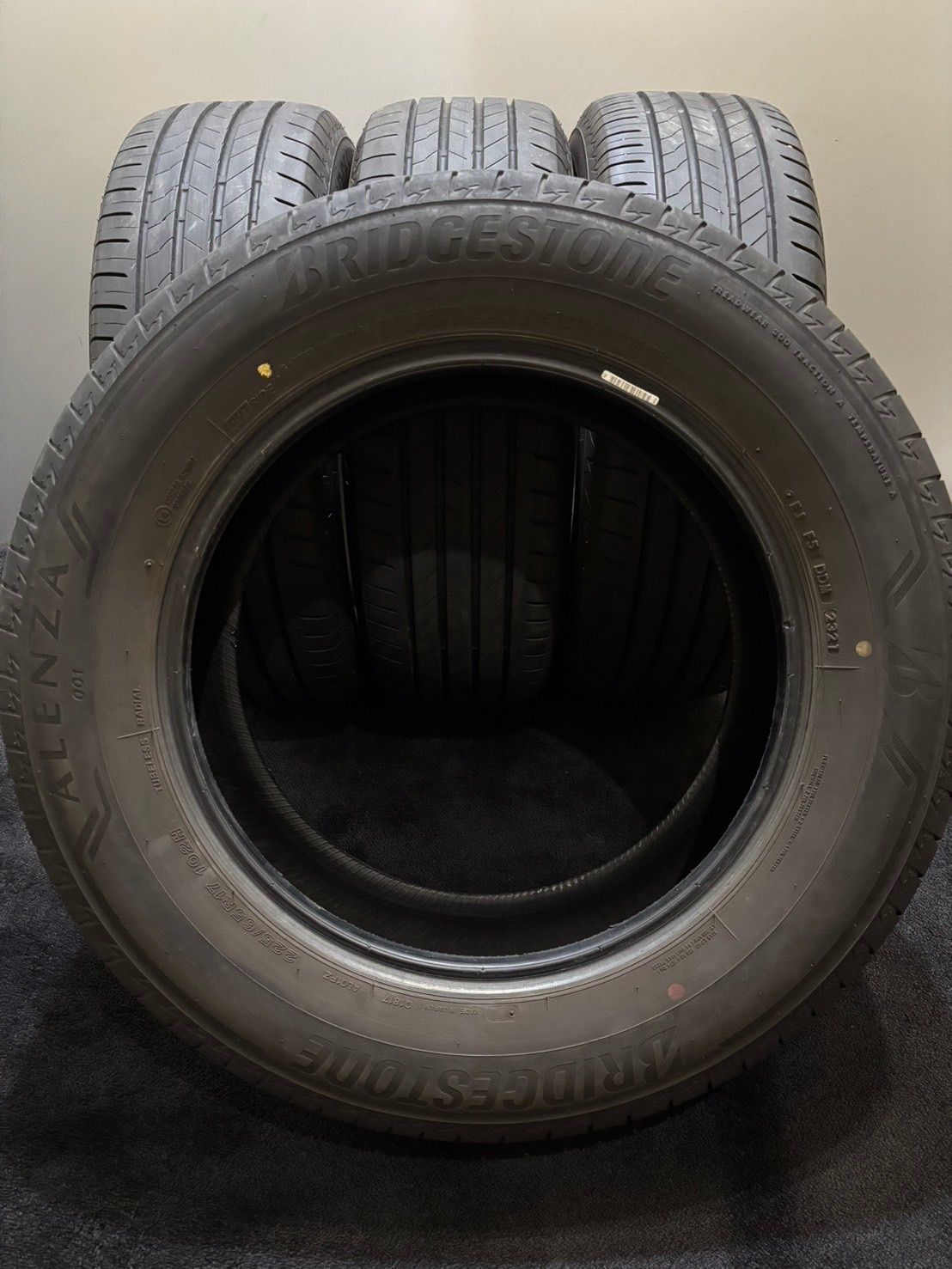65R17 BRIDGESTONE