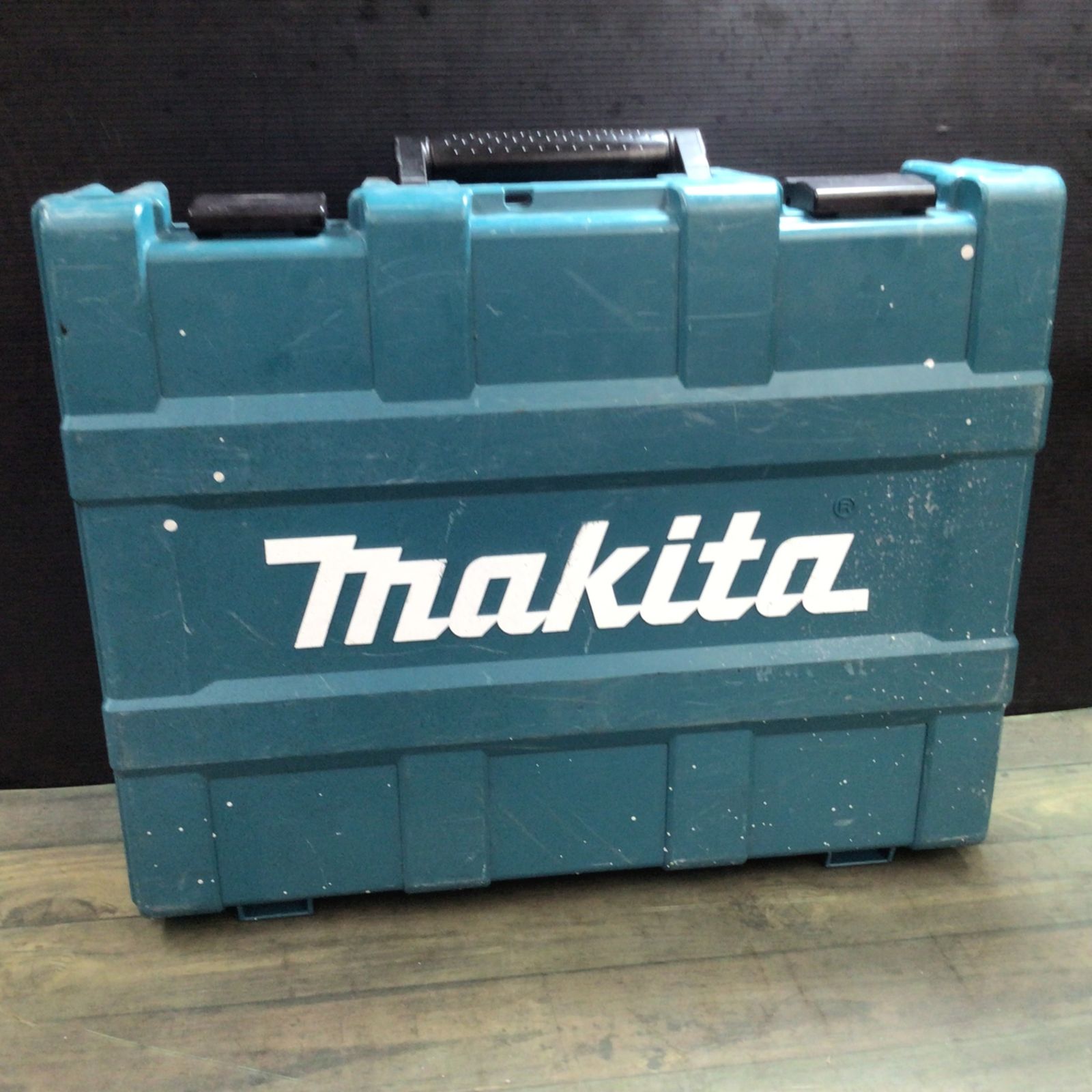 makita コードレスハンマドリル