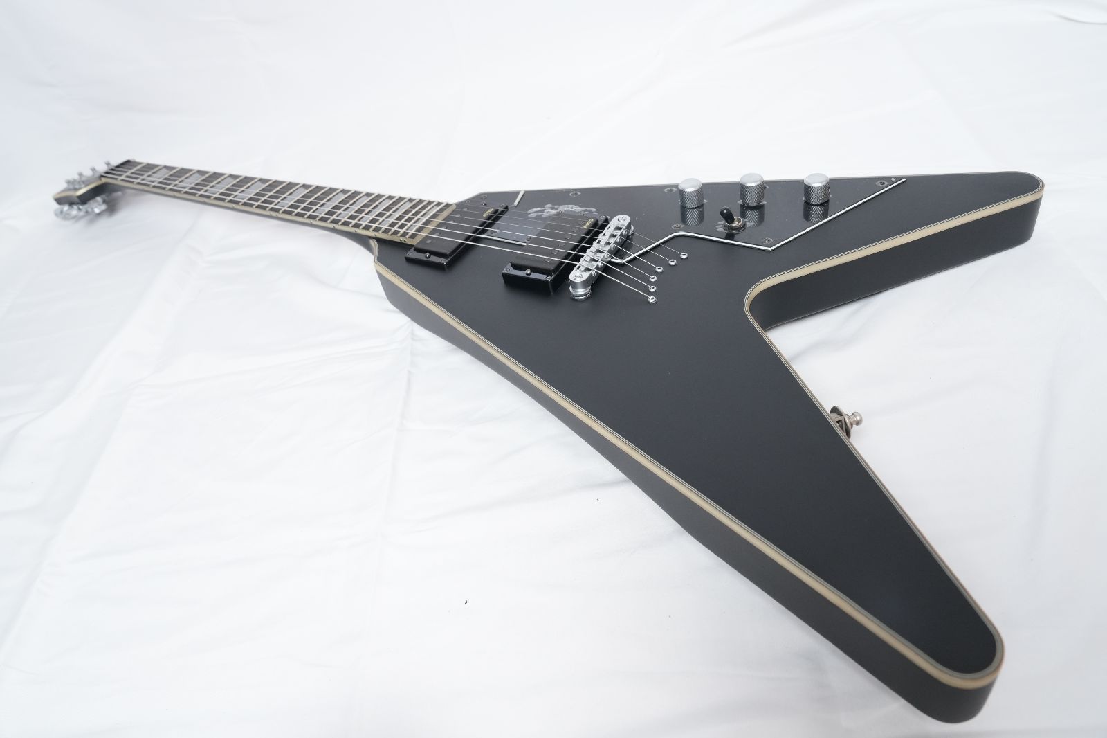 SCHECTER シェクター V-1 platinum フライングV SCHECTER ( シェクター ) V-1 PLATINUM SBK 送料無料 | サウンド