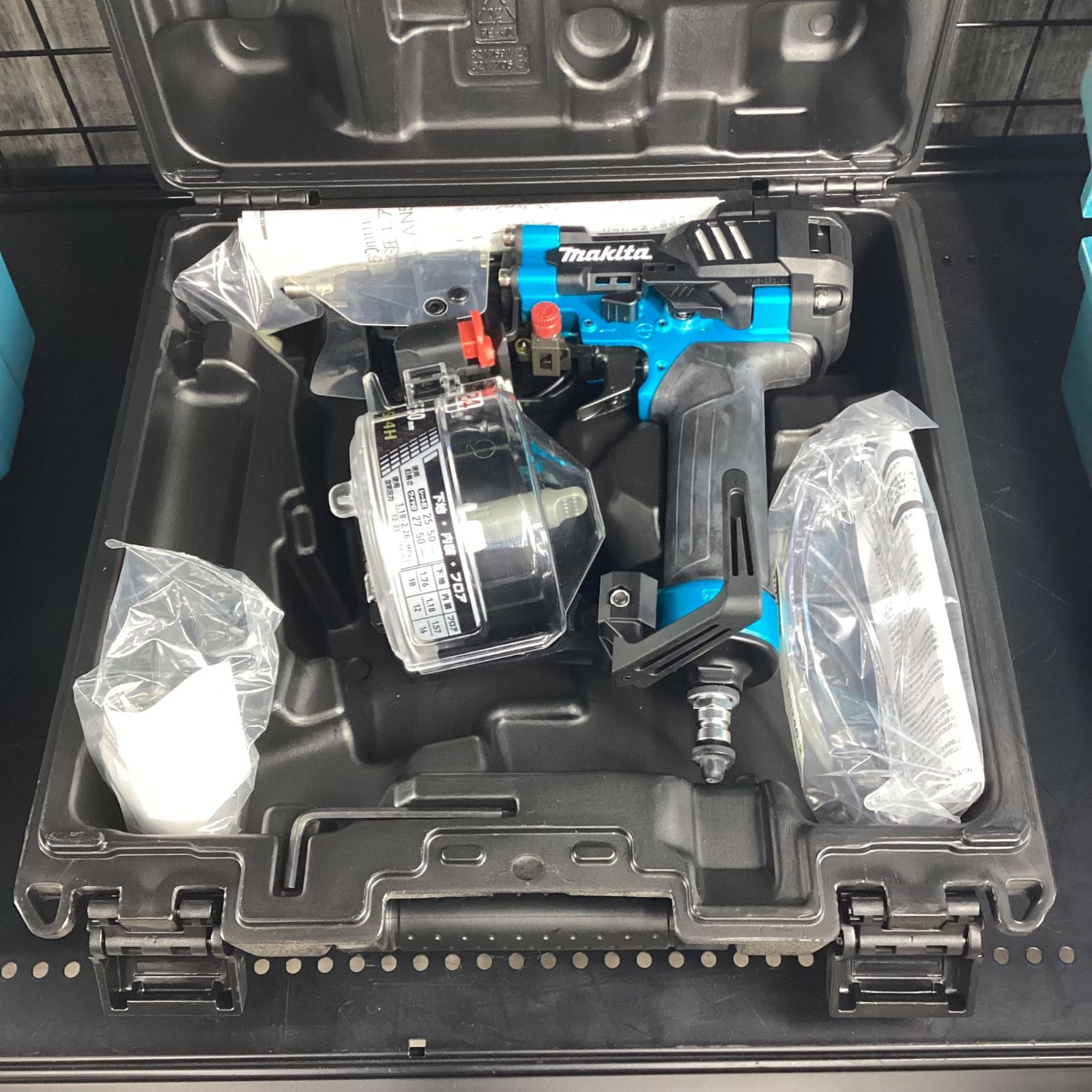 マキタ(makita) 高圧エア釘打ち機 AN514HM【川越店】