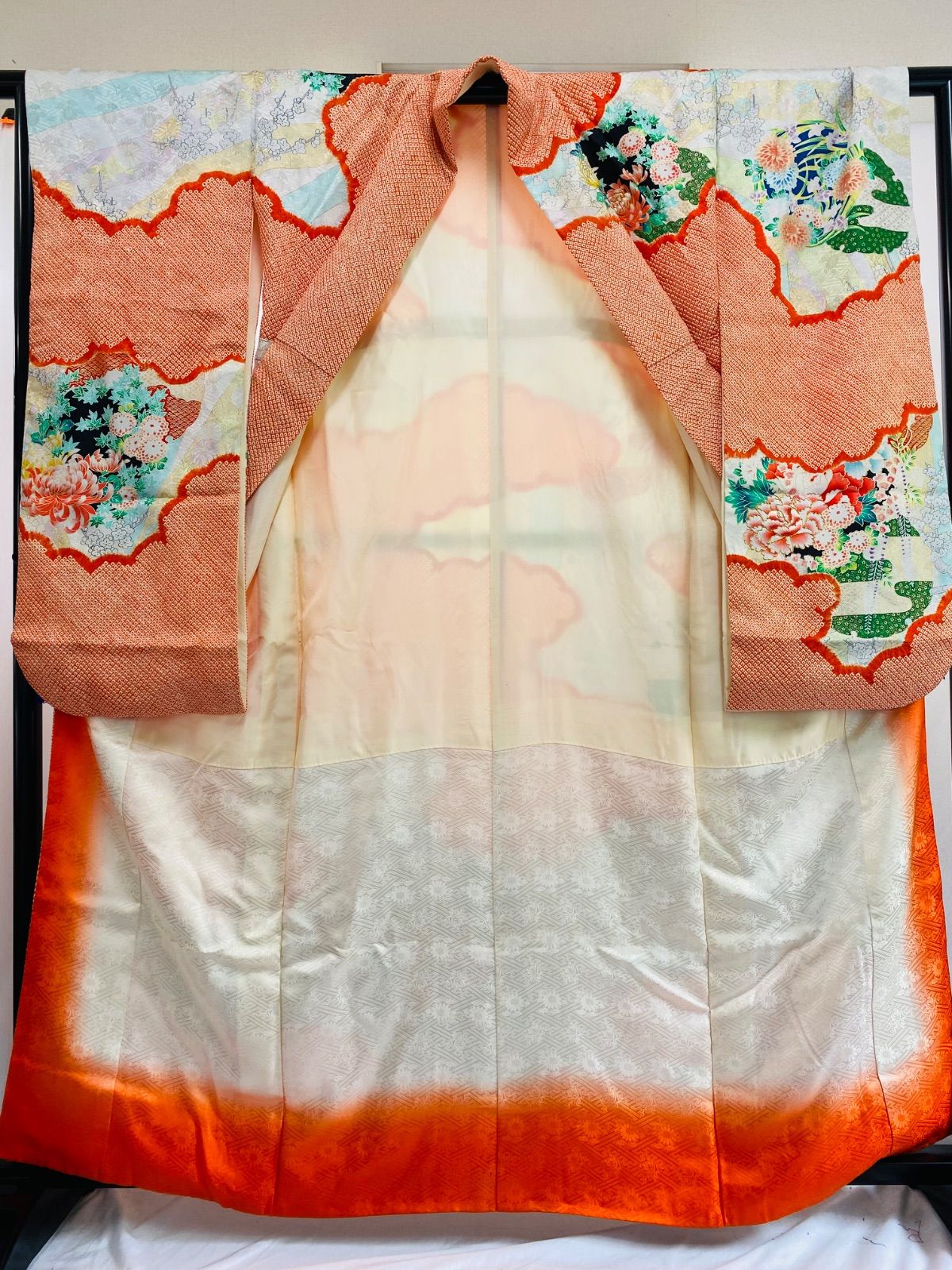 着物】振袖 アンティーク振袖 アンティーク 袷 絞り 金糸 雲鳥花