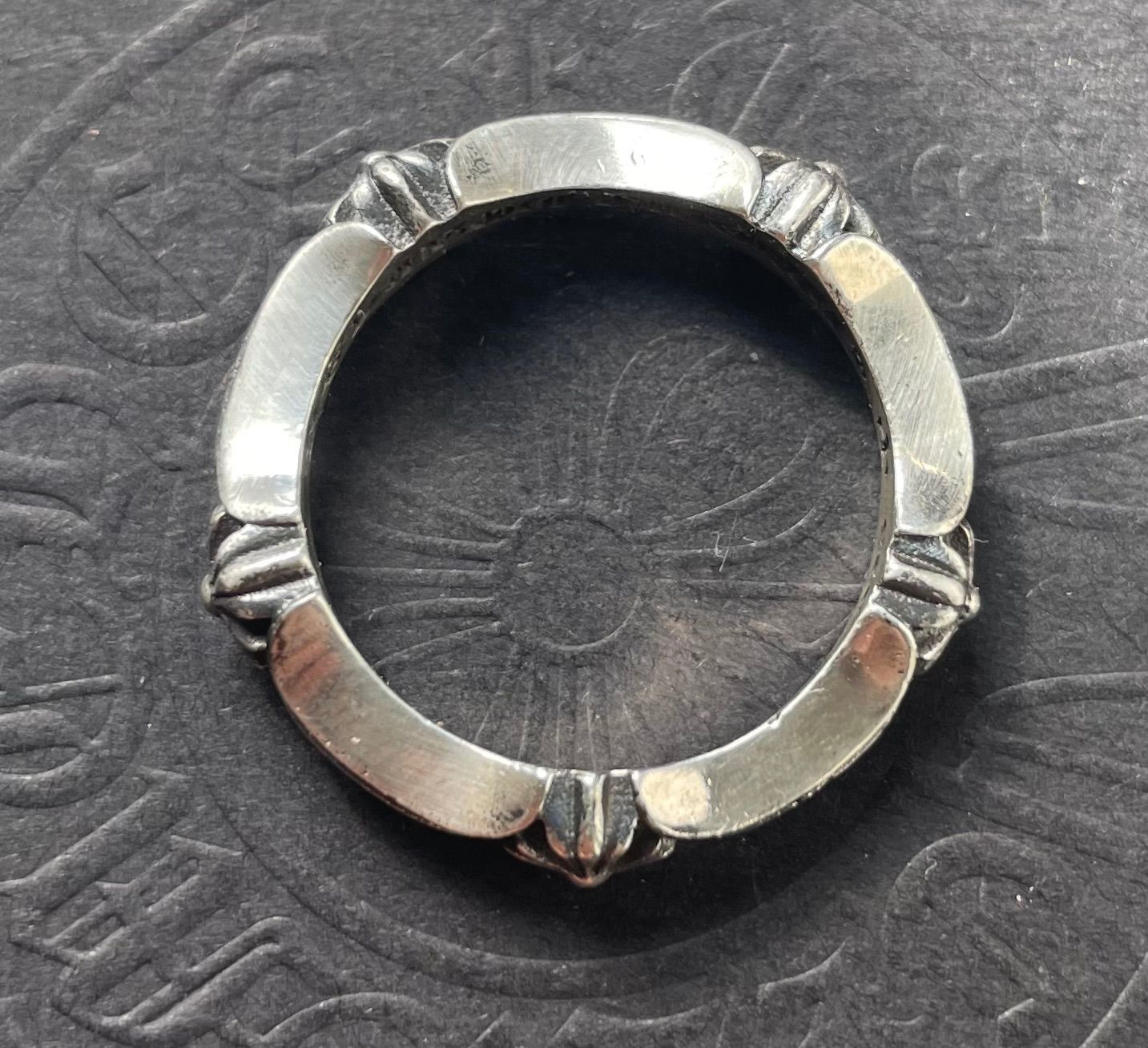 CHROME HEARTS “クロムハーツ” PLUS&BONE RING CHプラス ボーン リング6号