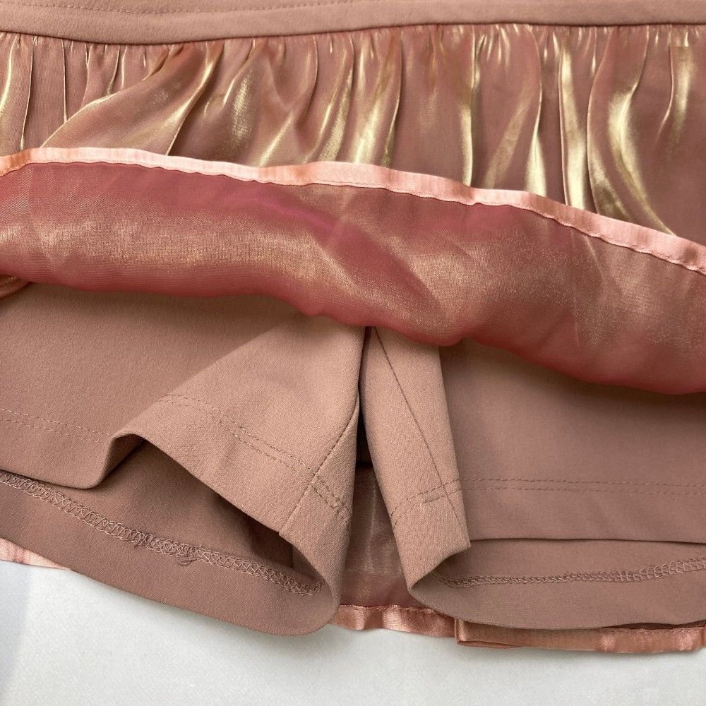 サイズ：61/S DESCENTE GOLF デサントゴルフ 2023年モデル インナー付 ストレッチスカート  ベージュ系 [240101432828] ゴルフウェア レディース ストスト サイズ：61/S DESCENTE GOLF デサントゴルフ 2023年モデル