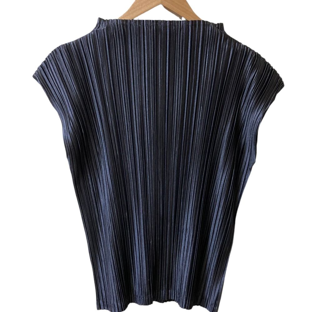 美品⭐️イッセイミヤケ PLEATS PLEASE フレンチスリーブ トップス 美品 PLEATS PLEASE プリーツプリーズ イッセイミヤケ フレンチ