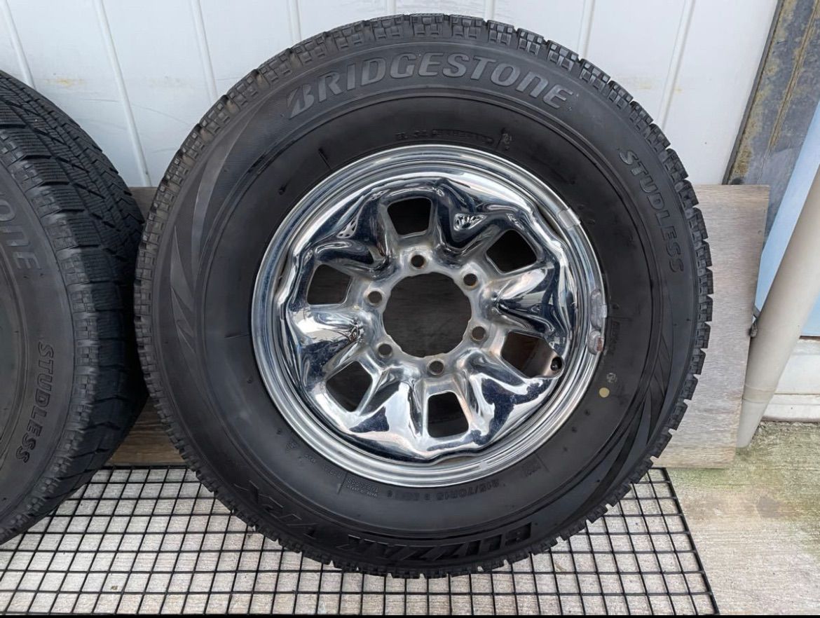 トヨタ 100系 ハイエース 純正OP 215/70R15 6J+34位 6穴 PCD139.7 15インチ スタッドレスタイヤホイール 4本セット  - メルカリ