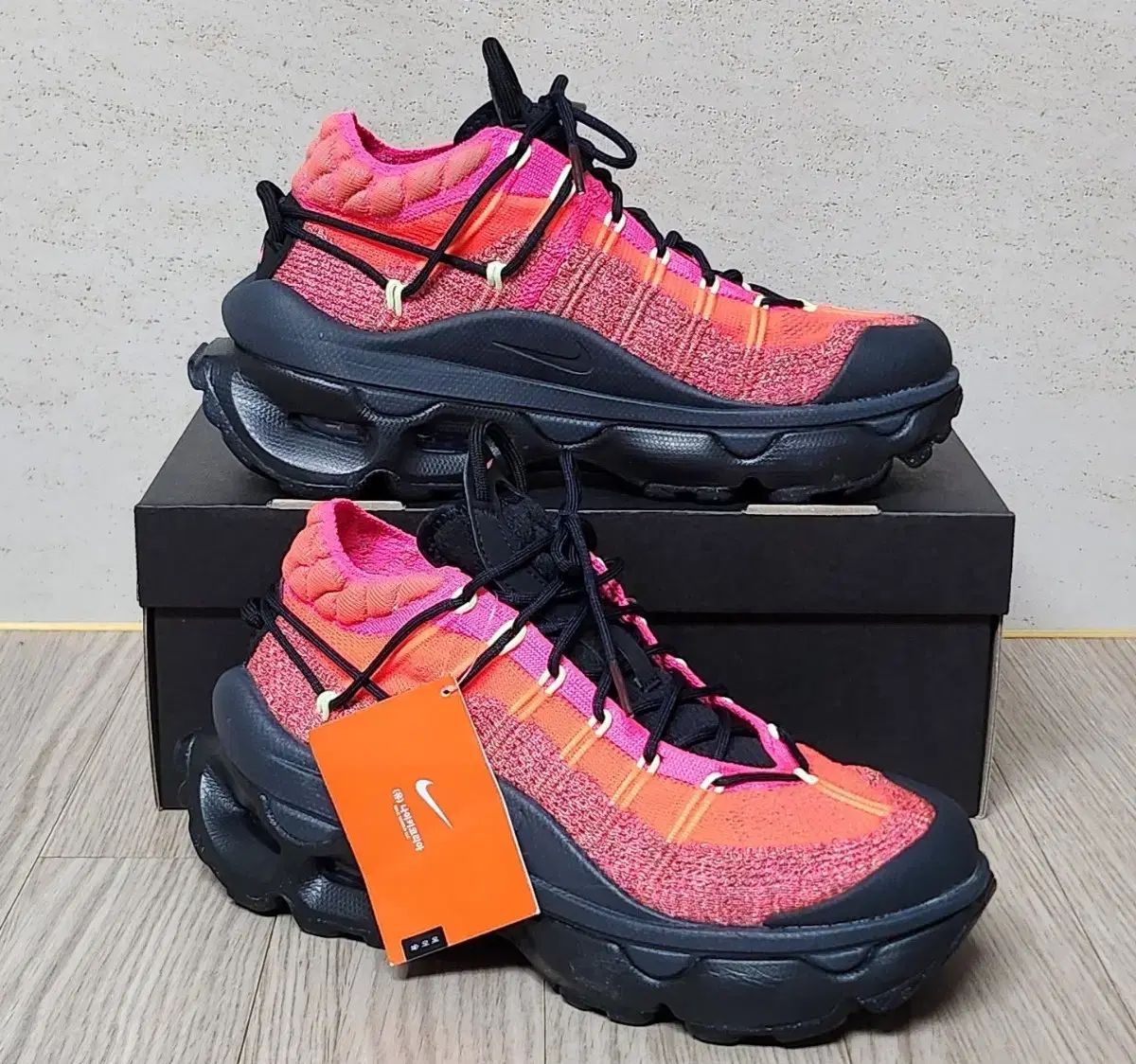 NIKE ナイキ Air Max Flyknit トレッキングシューズ 255