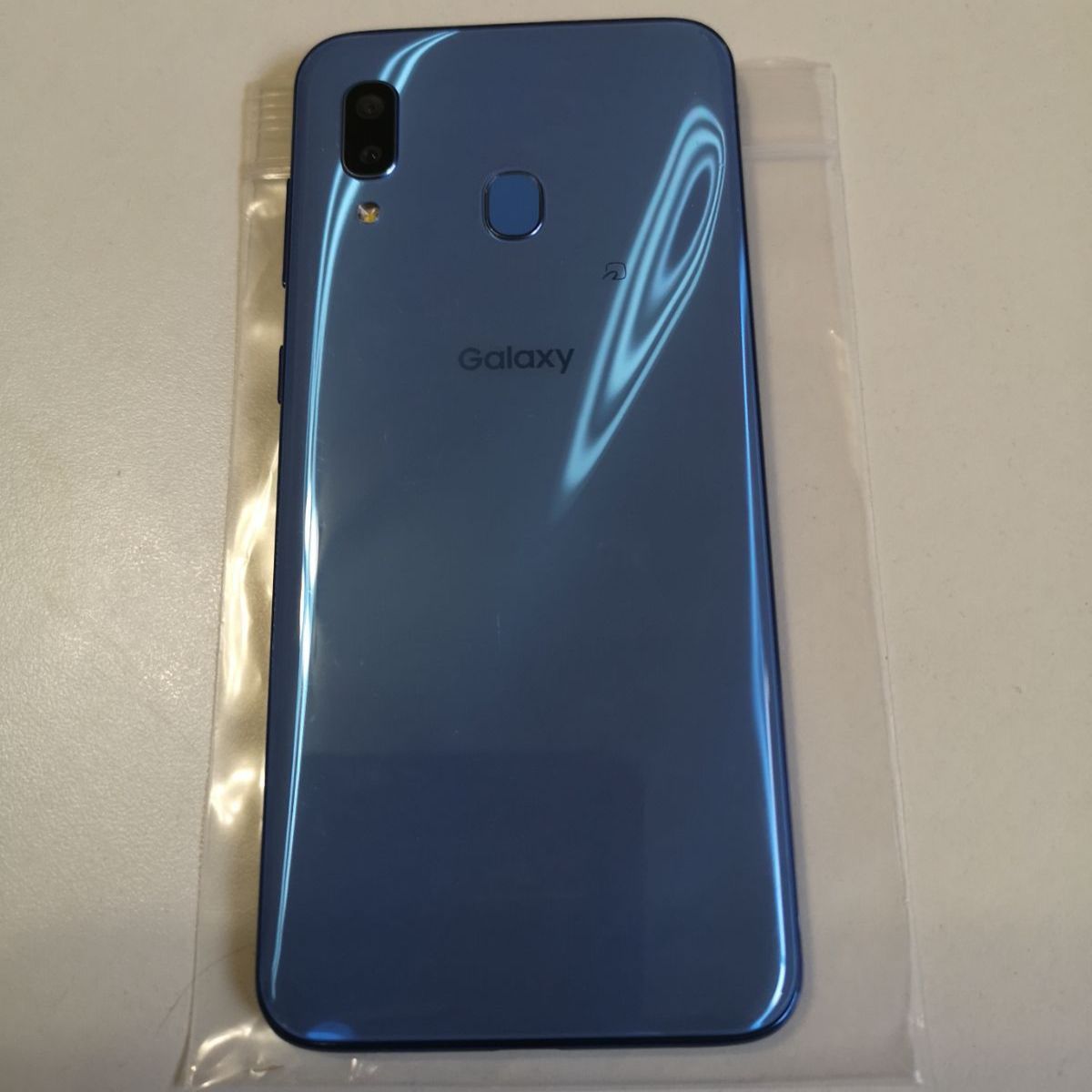 Galaxy A30 Blue 64 GB SIMフリー SCV43 UQ版-