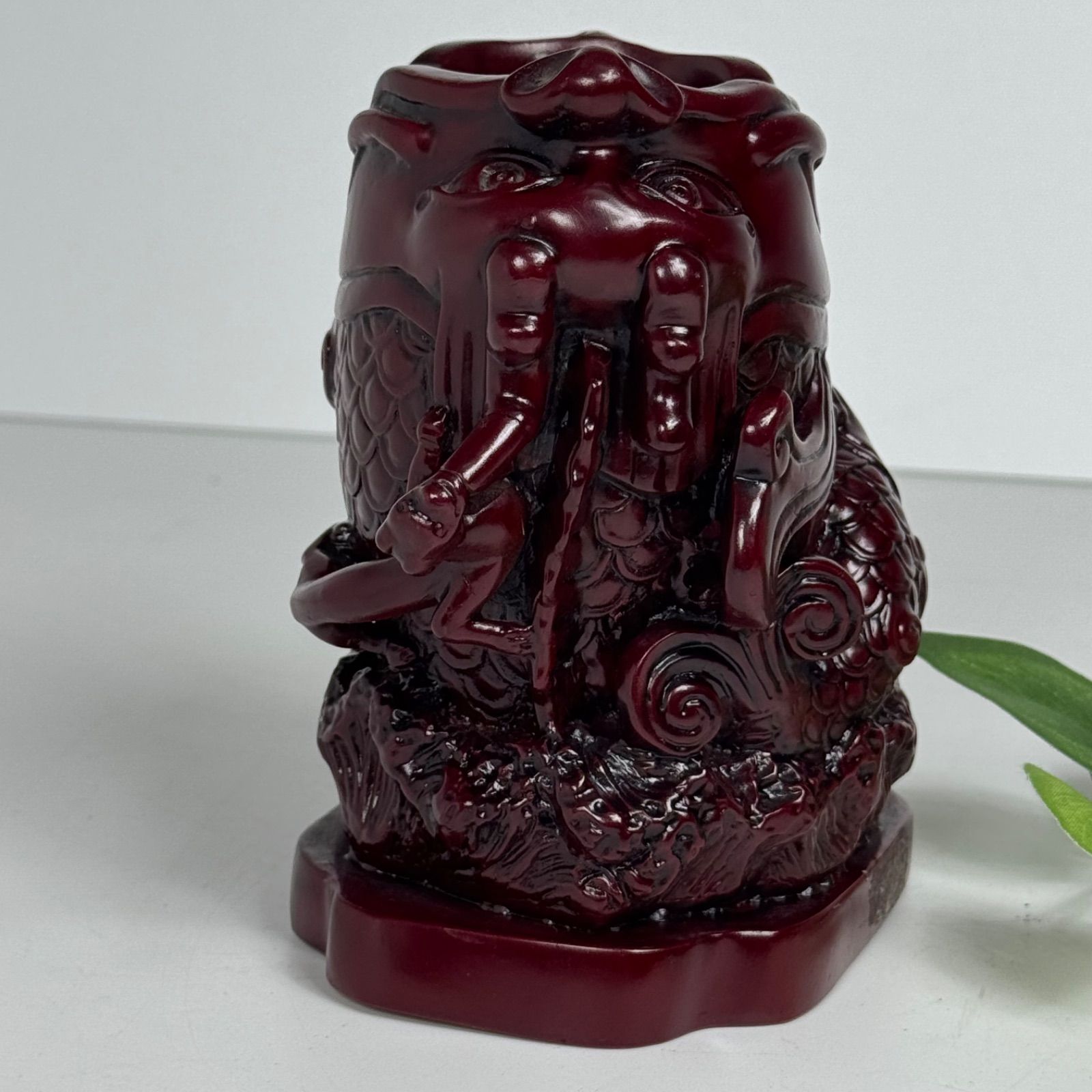 台湾工芸品 石彫刻 龍と鯉 置物 風水 縁起物 金運 開運 仕事運 出世運