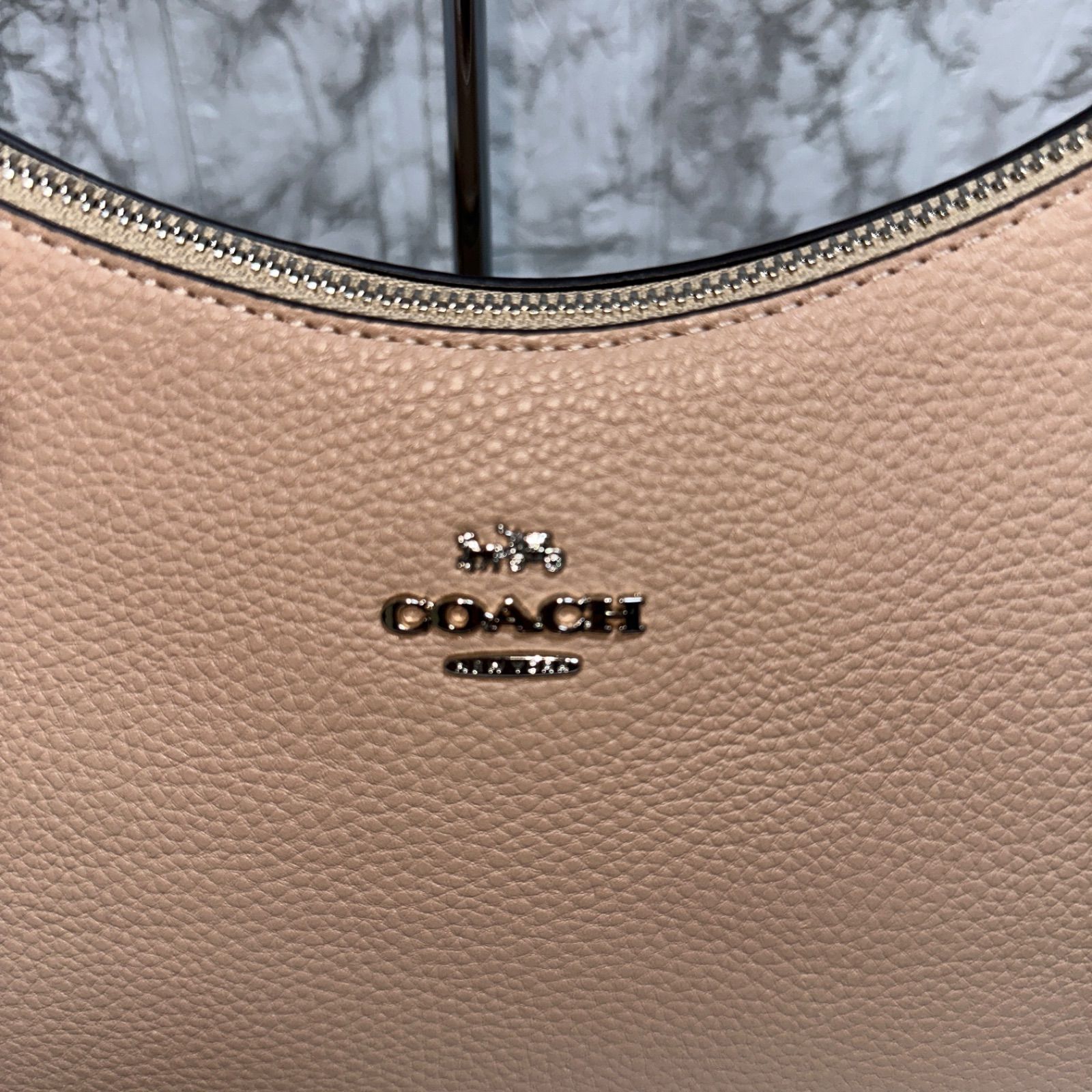 特別プライス 新品☆COACH ショルダーバッグ テリ ホーボーCJ517