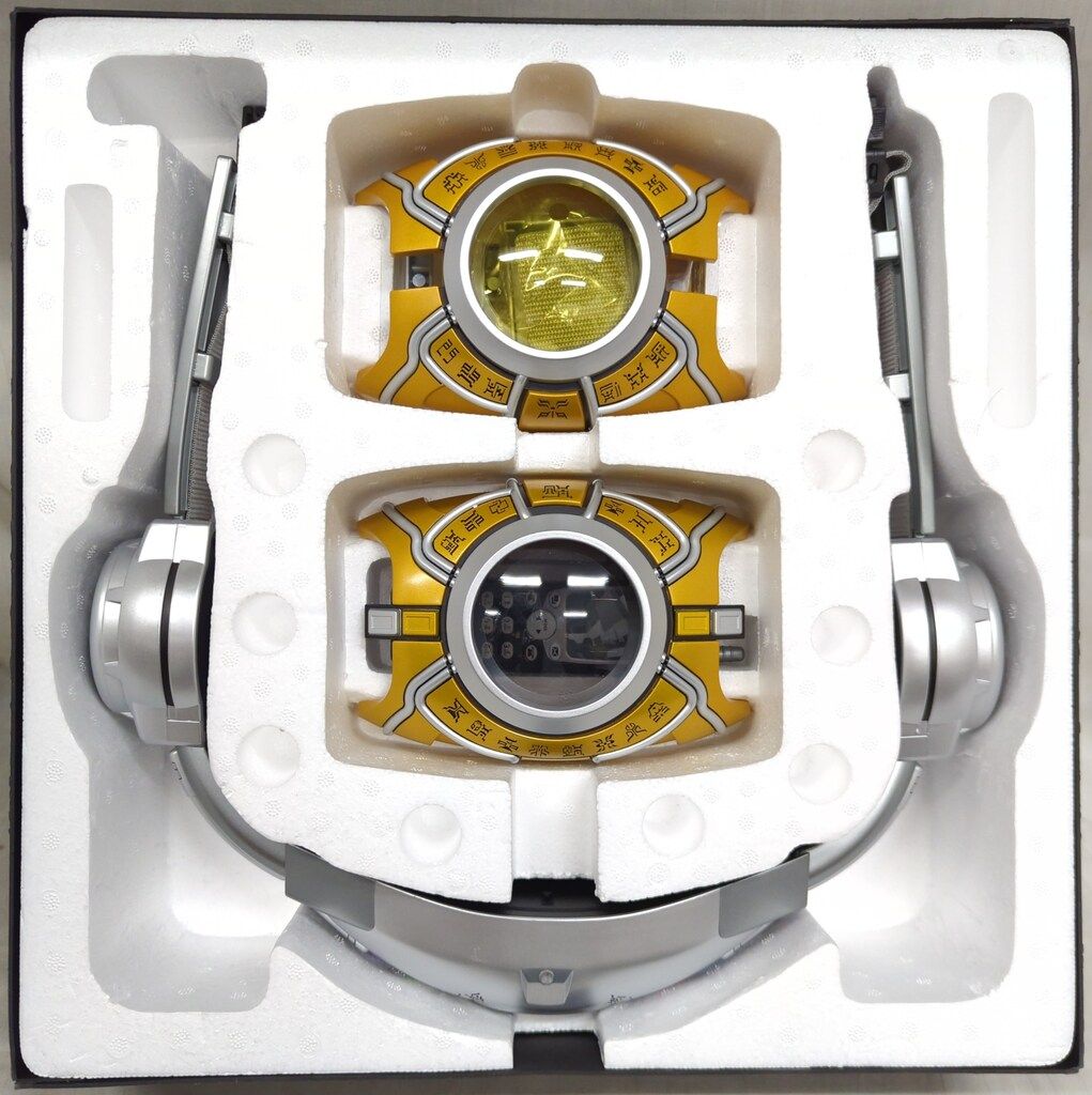 バンダイ コンプリートセレクションモディフィケ ション 仮面ライダークウガ アークル 21