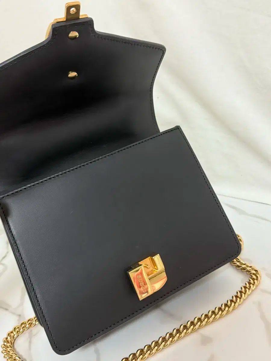 チェーンバッグ クロスバッグ