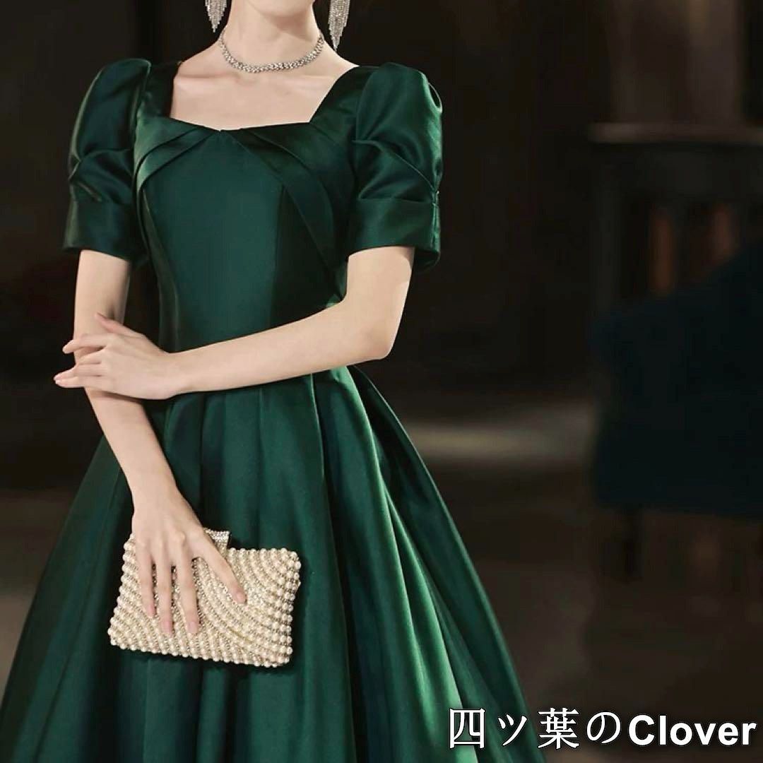 美品・未使用新品】グリーンが美しい シンプルな半袖 イブニング