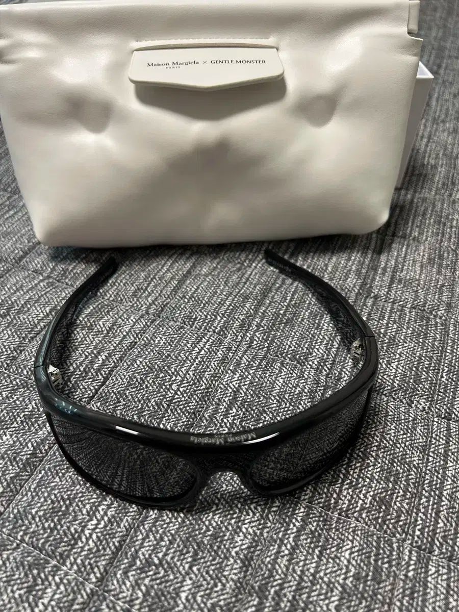 GENTLE MONSTER ジェントルモンスター x Maison Margiela メゾンマルジェラ サングラス MM003 ブラック