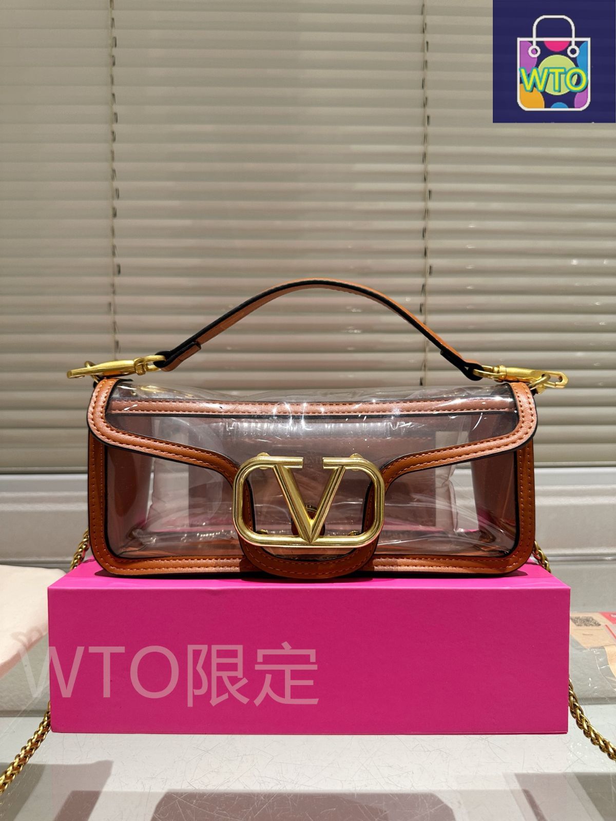 【安心の関税送料込＆国内追跡発送】25SS新作 VIP価格 Valentino UNISEX キャスター付ボストンバッグ ブラック