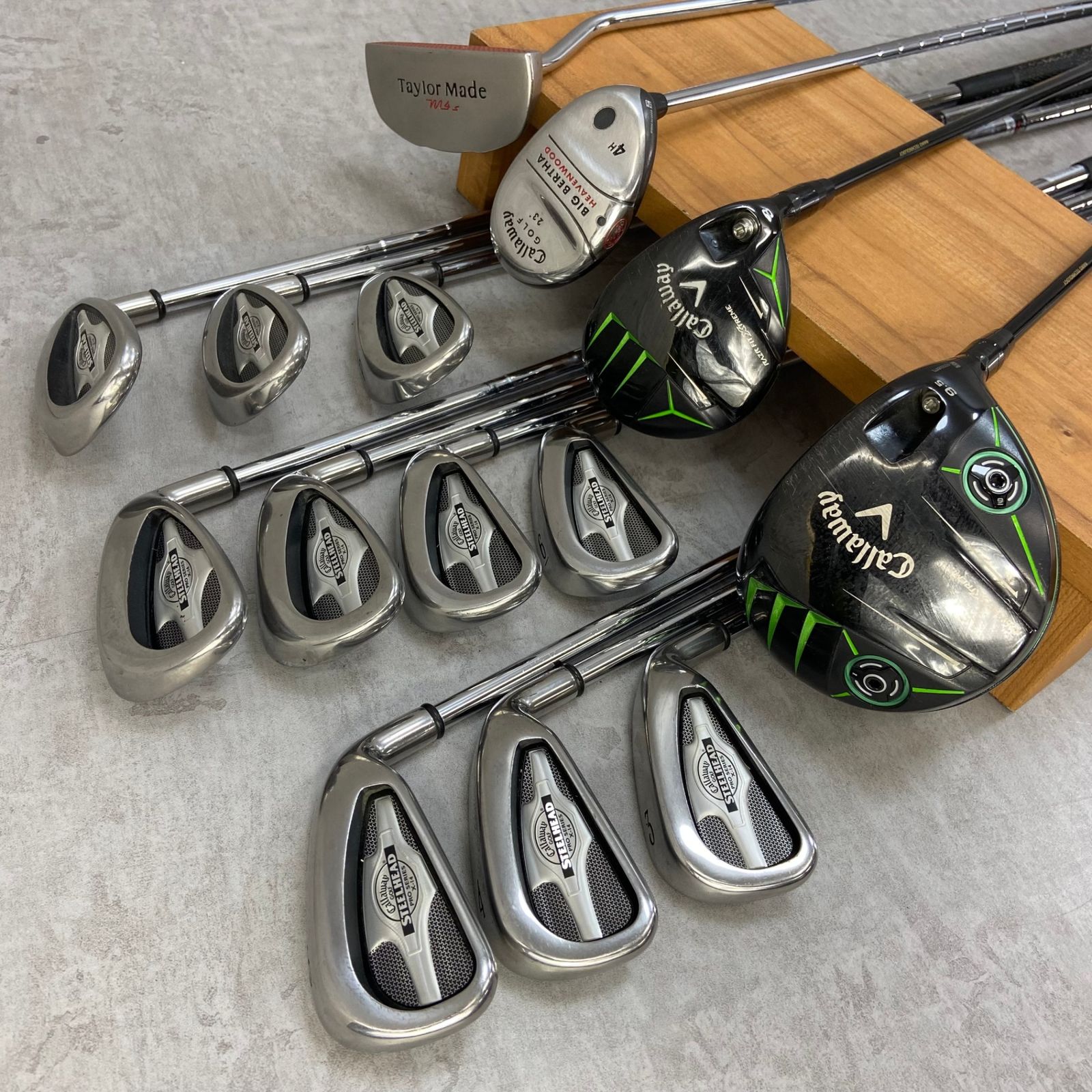 Callaway　キャロウェイ　メンズゴルフ14本セット　右利き用　キャディバッグ　ヘッドカバー　初心者おすすめ　入門用