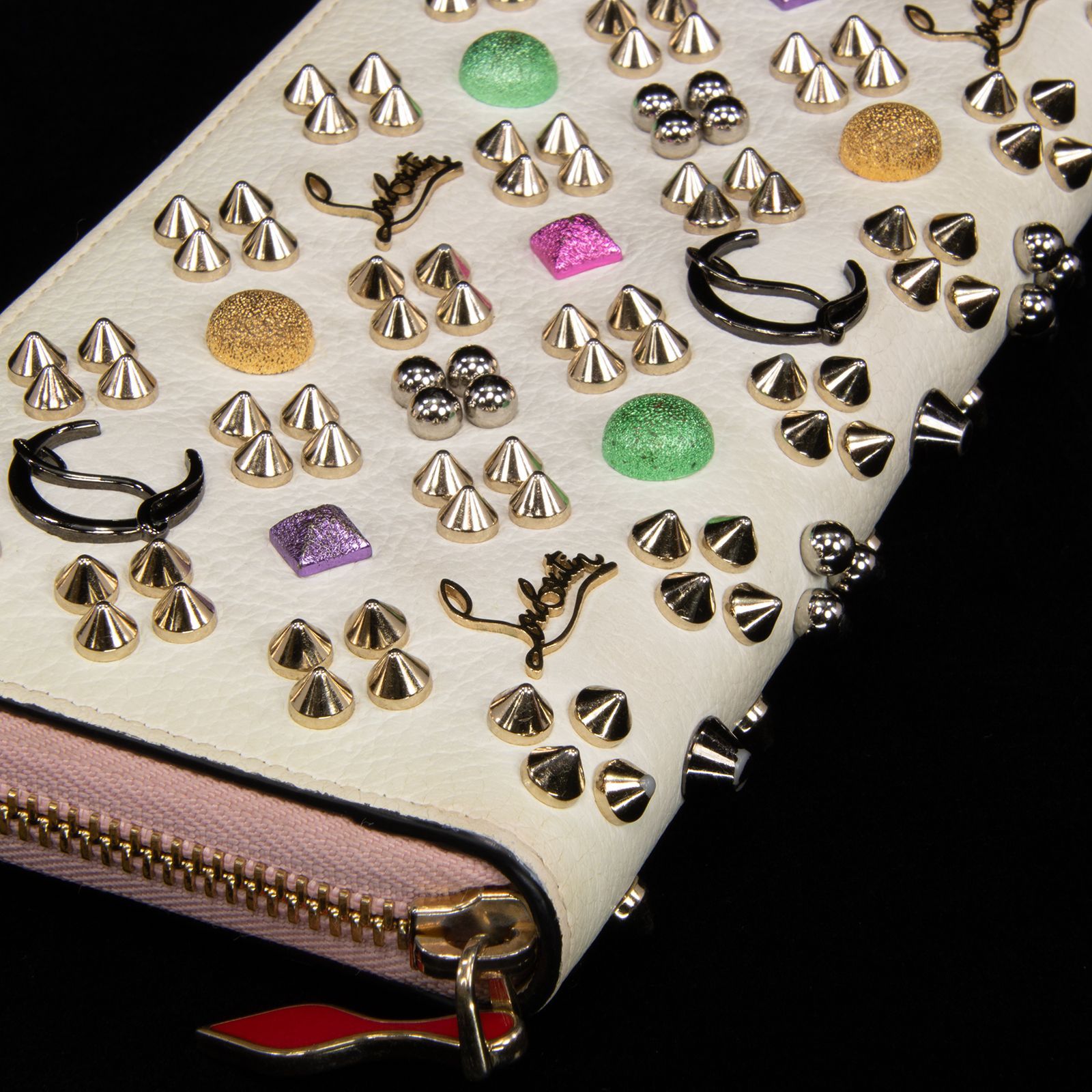 本物 送料無料 ルブタン 長財布 ラウンドファスナー レディース