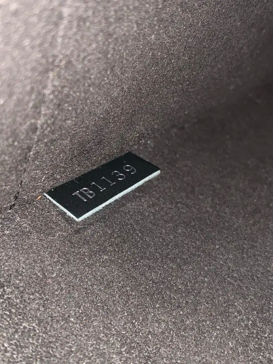 るい Louis Vuitton(ルイヴィトン) ポシェット・ジュール エピ gm