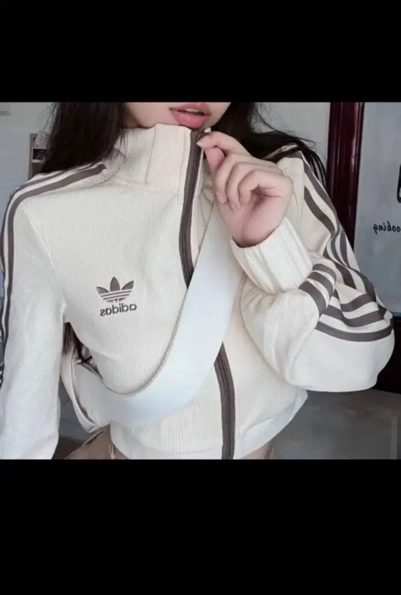 adidas アディダス クロップド ジャージ S