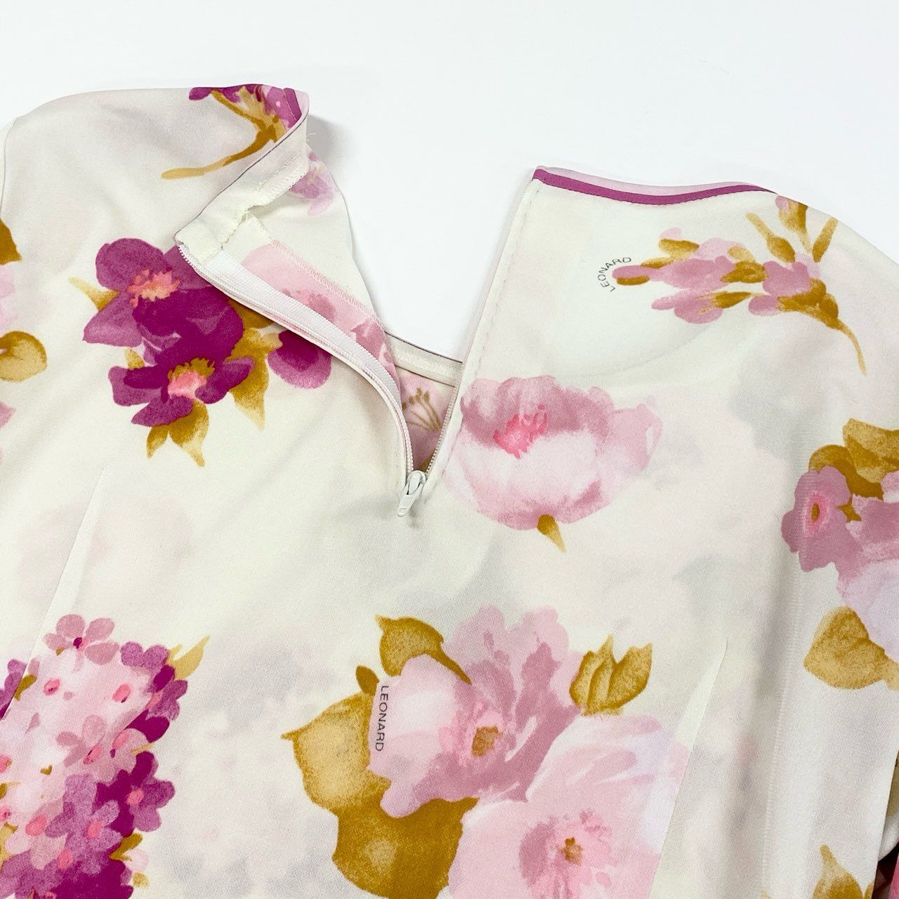 46e9 【美品】LEONARD レオナール 花柄プリント カンカン素材 長袖