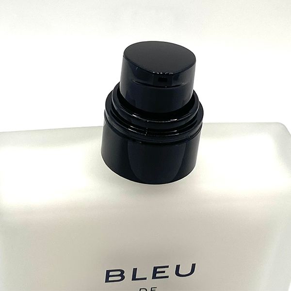 箱なし未使用 シャネル ブルー ドゥ シャネル 3-IN-1 モイスチャ